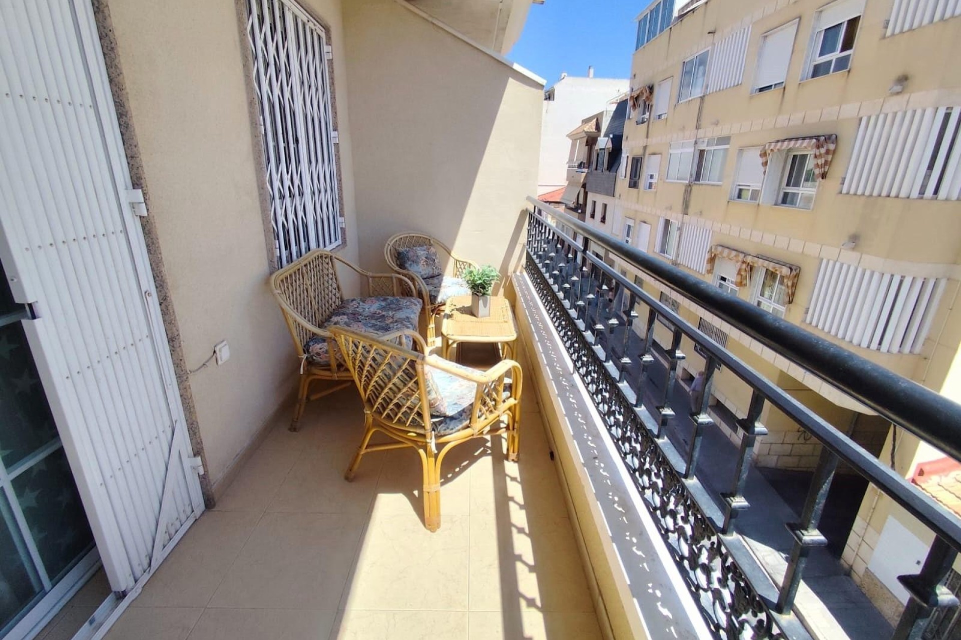 Resale - Wohnung / Apartment -
Torrevieja - Center