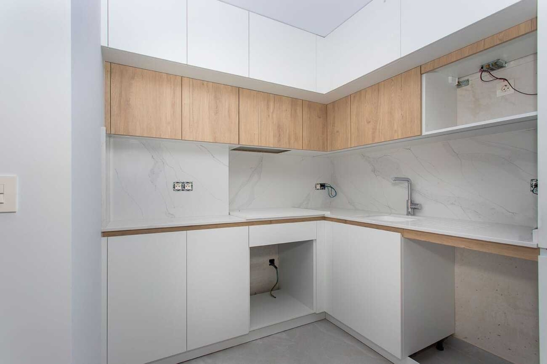 Resale - Wohnung / Apartment -
Torrevieja - CENTRE PLAYA DEL CURA LAS PISCINAS