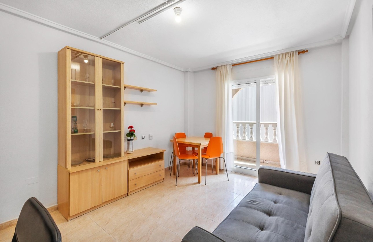 Resale - Wohnung / Apartment -
Torrevieja - Centro - Muelle Pesquero