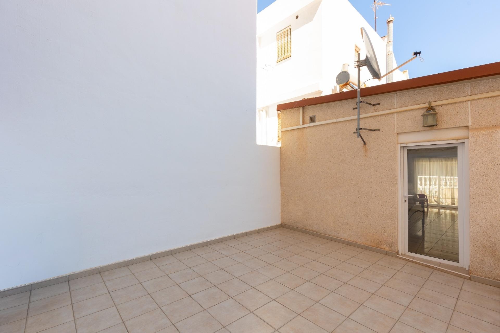 Resale - Wohnung / Apartment -
Torrevieja - Centro