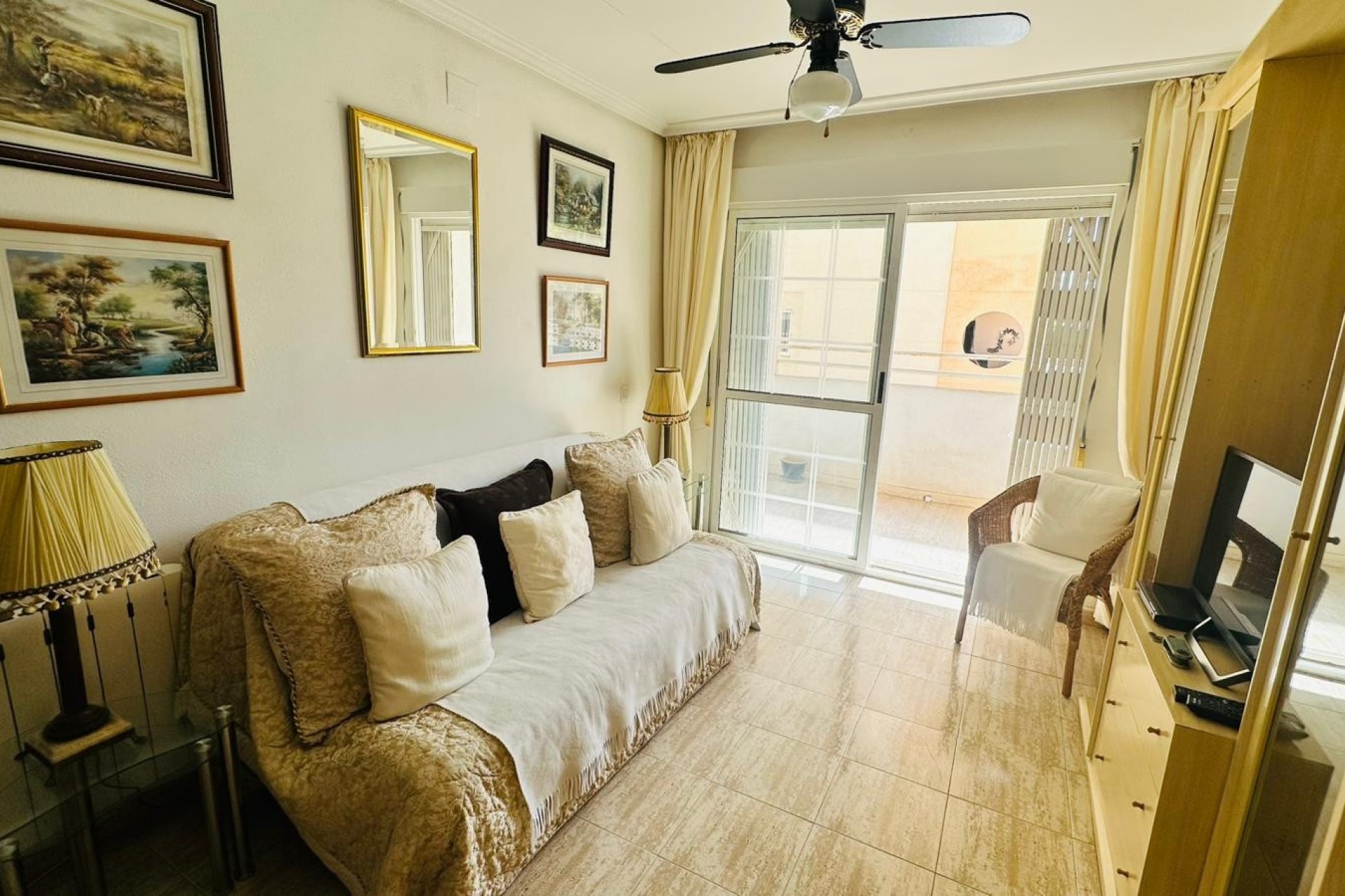 Resale - Wohnung / Apartment -
Torrevieja - Costa Blanca