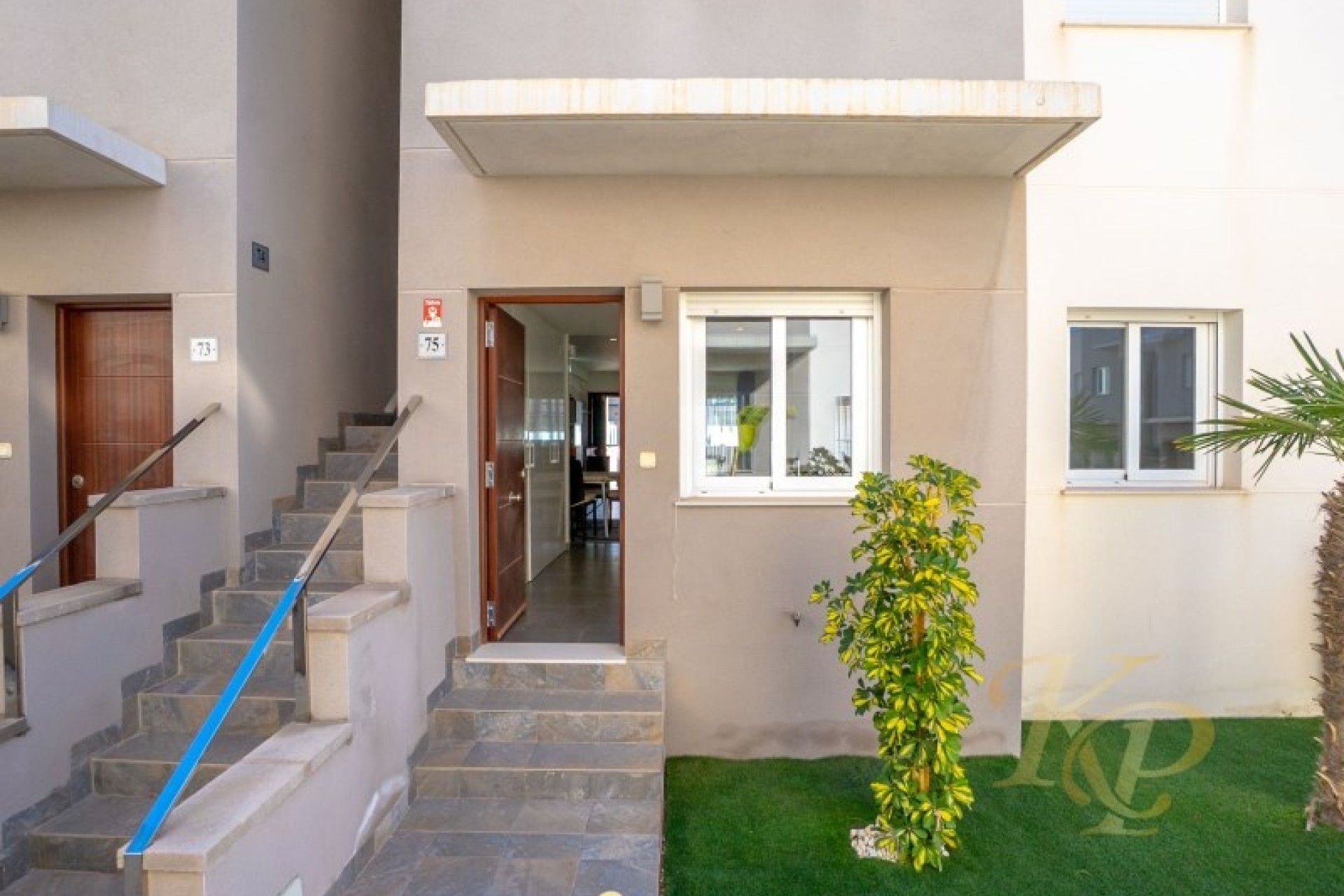 Resale - Wohnung / Apartment -
Torrevieja - Costa Blanca