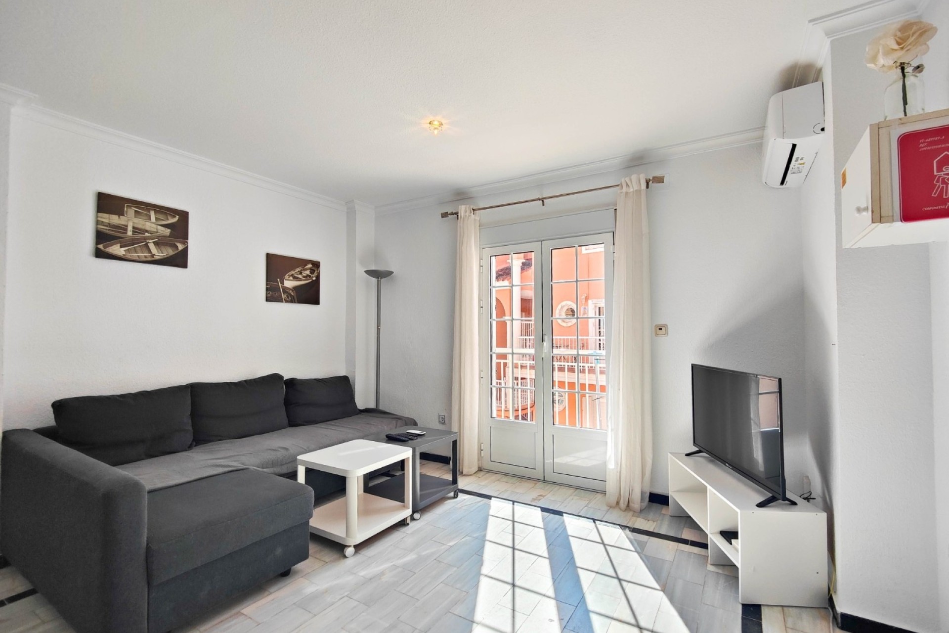 Resale - Wohnung / Apartment -
Torrevieja - Costa Blanca