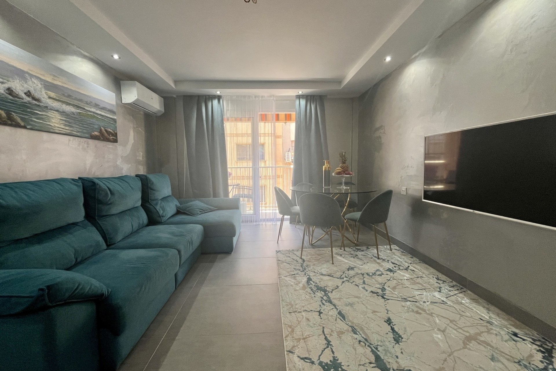 Resale - Wohnung / Apartment -
Torrevieja - Costa Blanca
