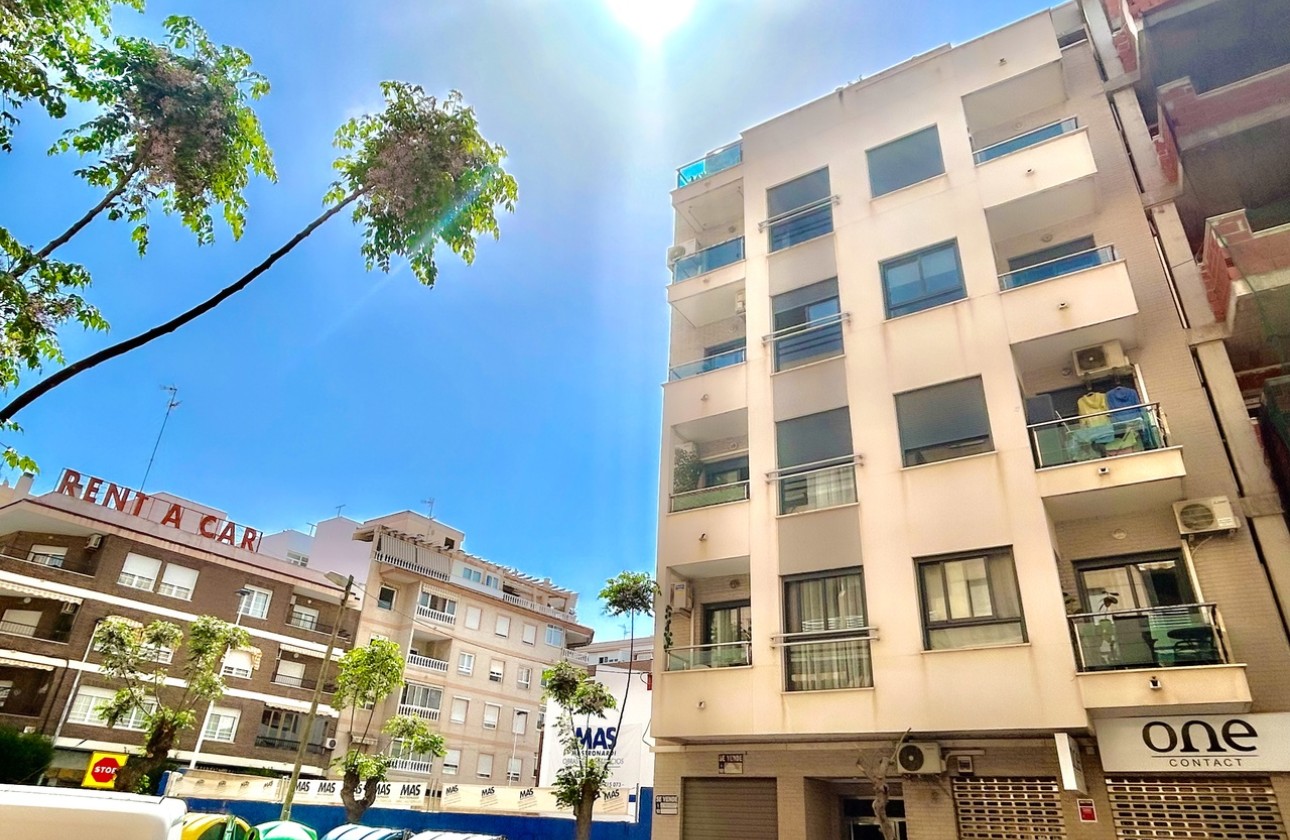Resale - Wohnung / Apartment -
Torrevieja - Costa Blanca
