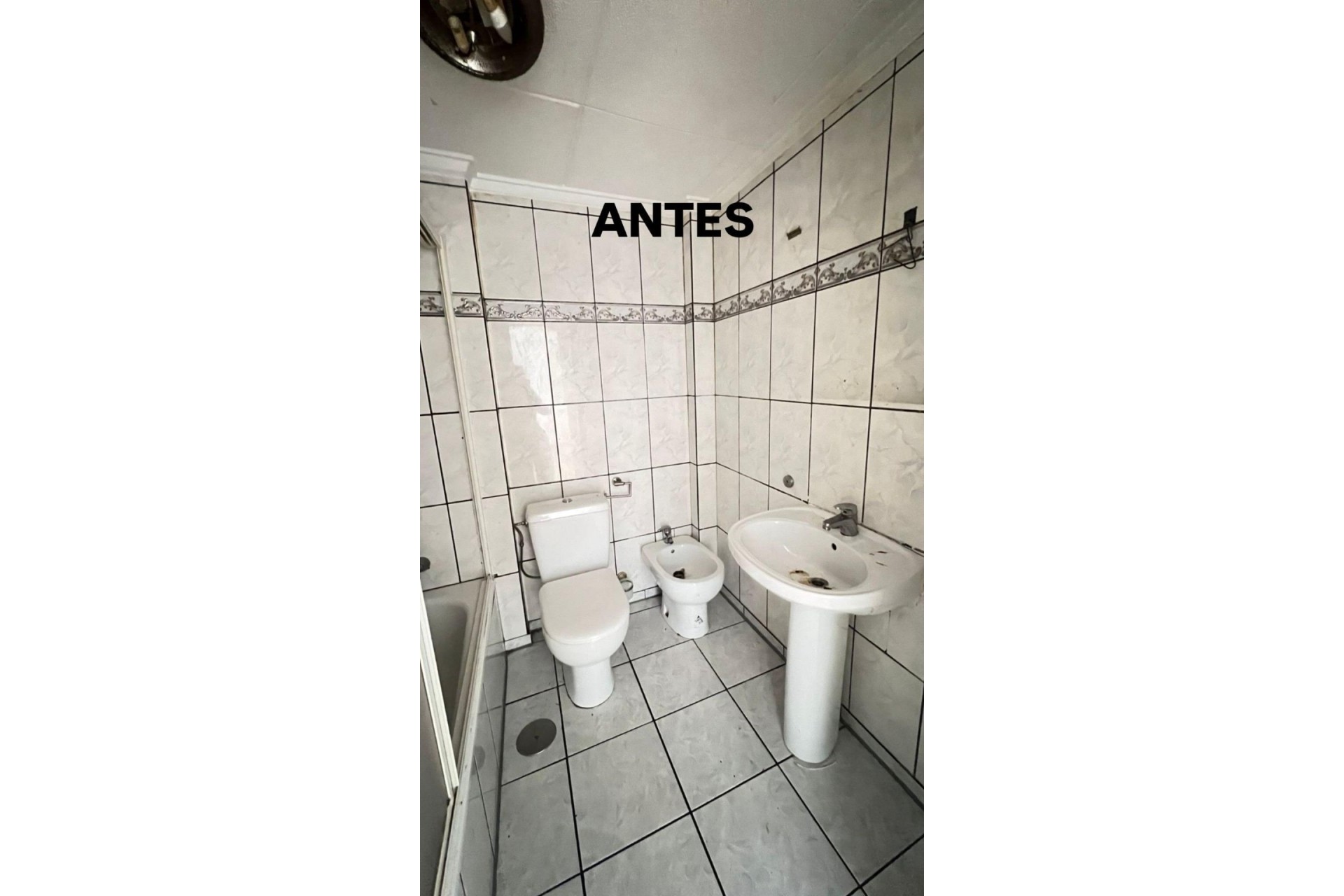 Resale - Wohnung / Apartment -
Torrevieja - Curva del Palangre