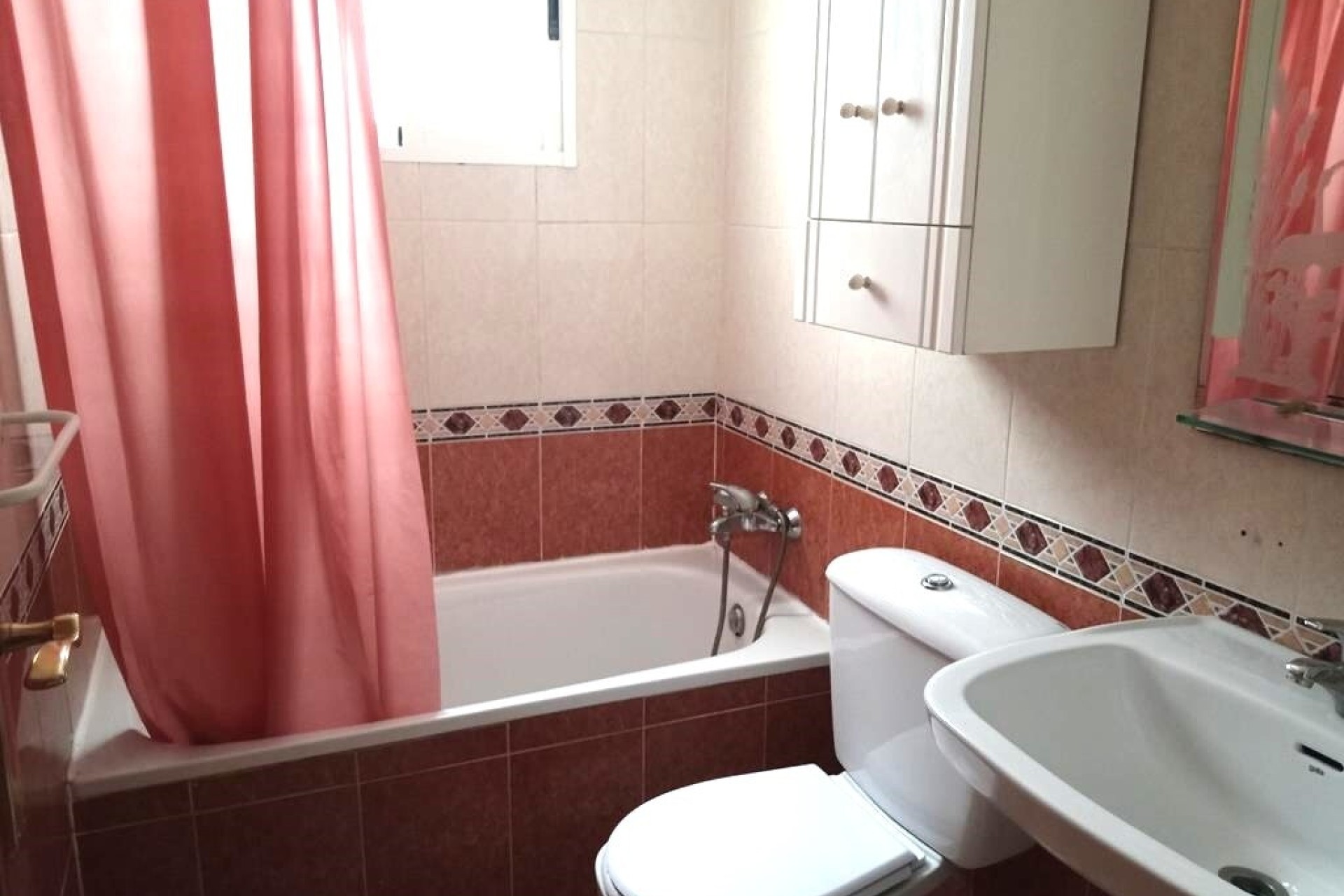 Resale - Wohnung / Apartment -
Torrevieja - El molino