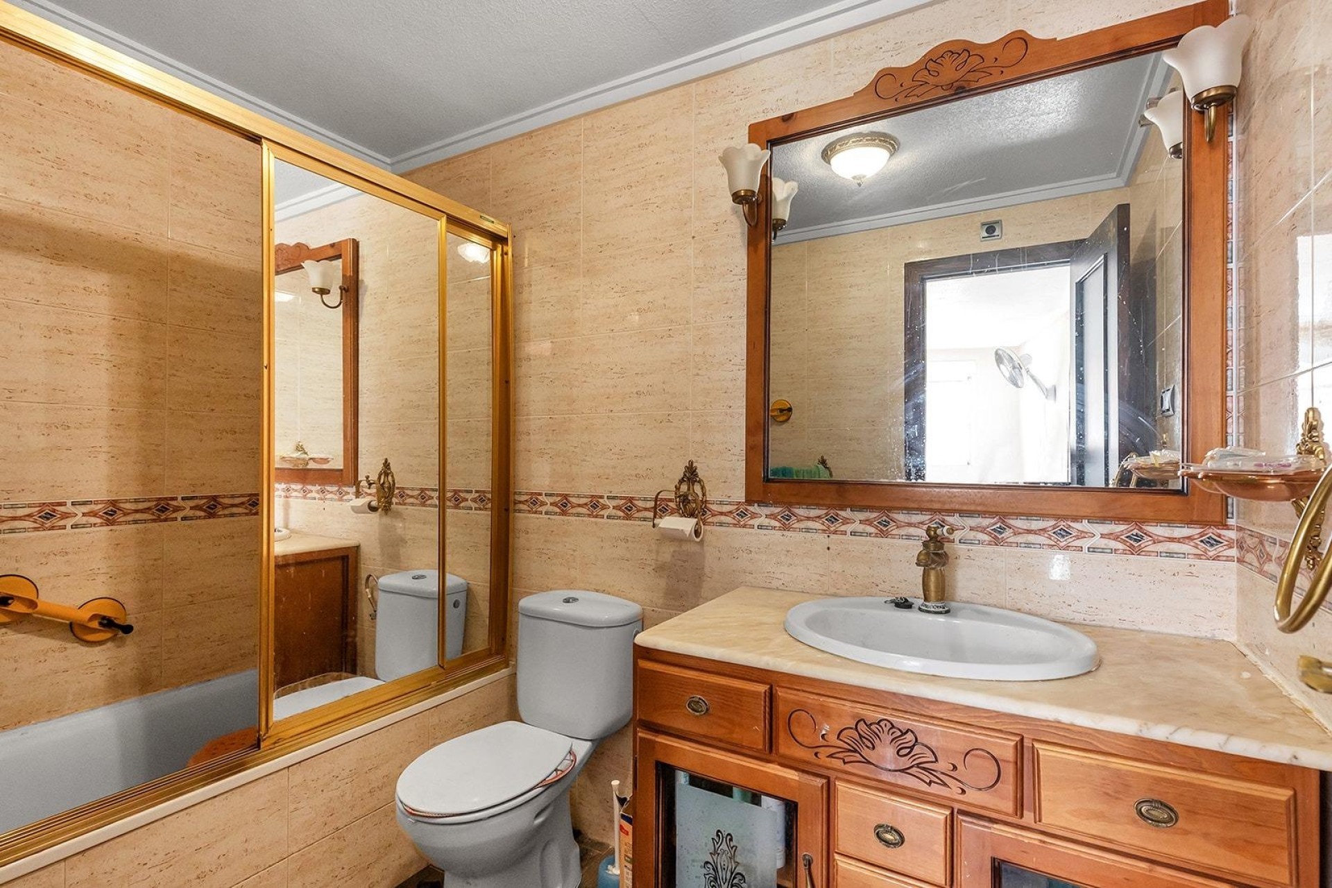 Resale - Wohnung / Apartment -
Torrevieja - Estacion de autobuses