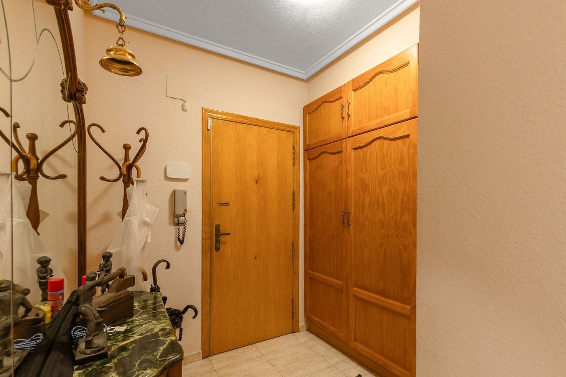 Resale - Wohnung / Apartment -
Torrevieja - Estacion de autobuses