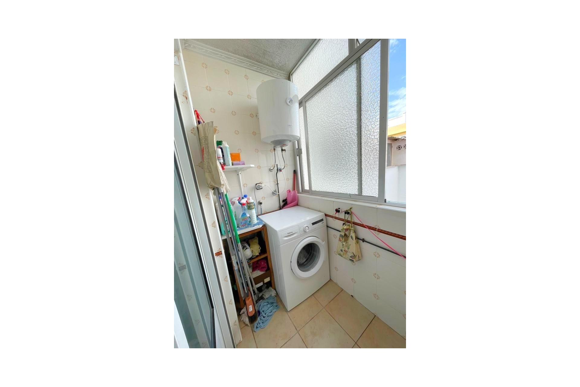 Resale - Wohnung / Apartment -
Torrevieja - Estacion de autobuses