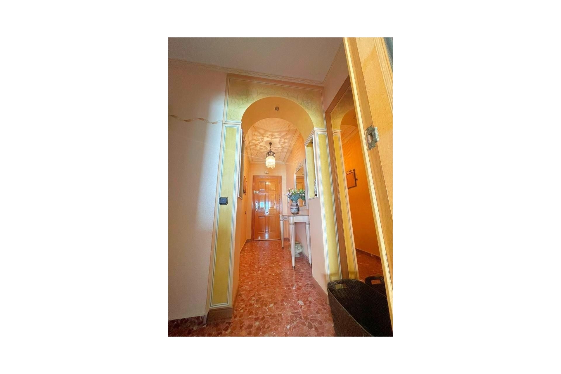 Resale - Wohnung / Apartment -
Torrevieja - Estacion de autobuses
