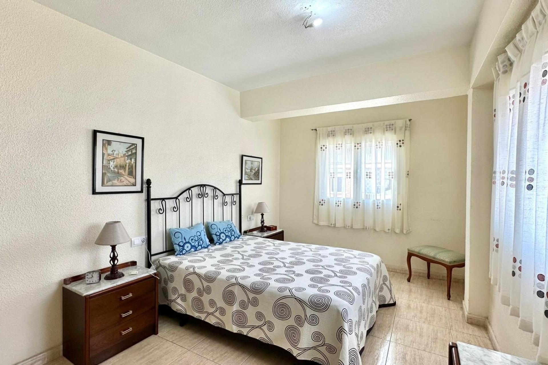 Resale - Wohnung / Apartment -
Torrevieja - Estacion de autobuses