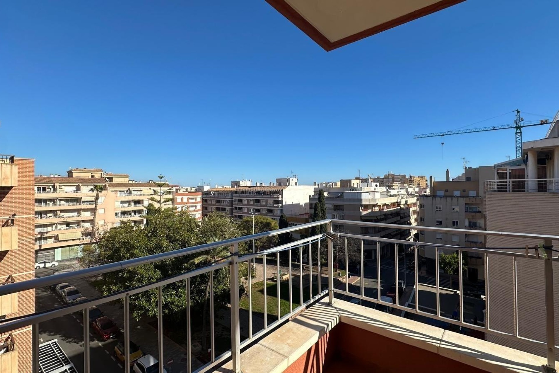 Resale - Wohnung / Apartment -
Torrevieja - Estacion de autobuses