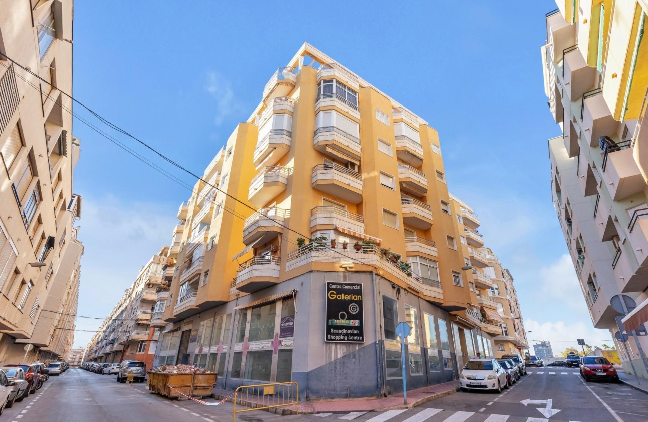 Resale - Wohnung / Apartment -
Torrevieja - Habaneras
