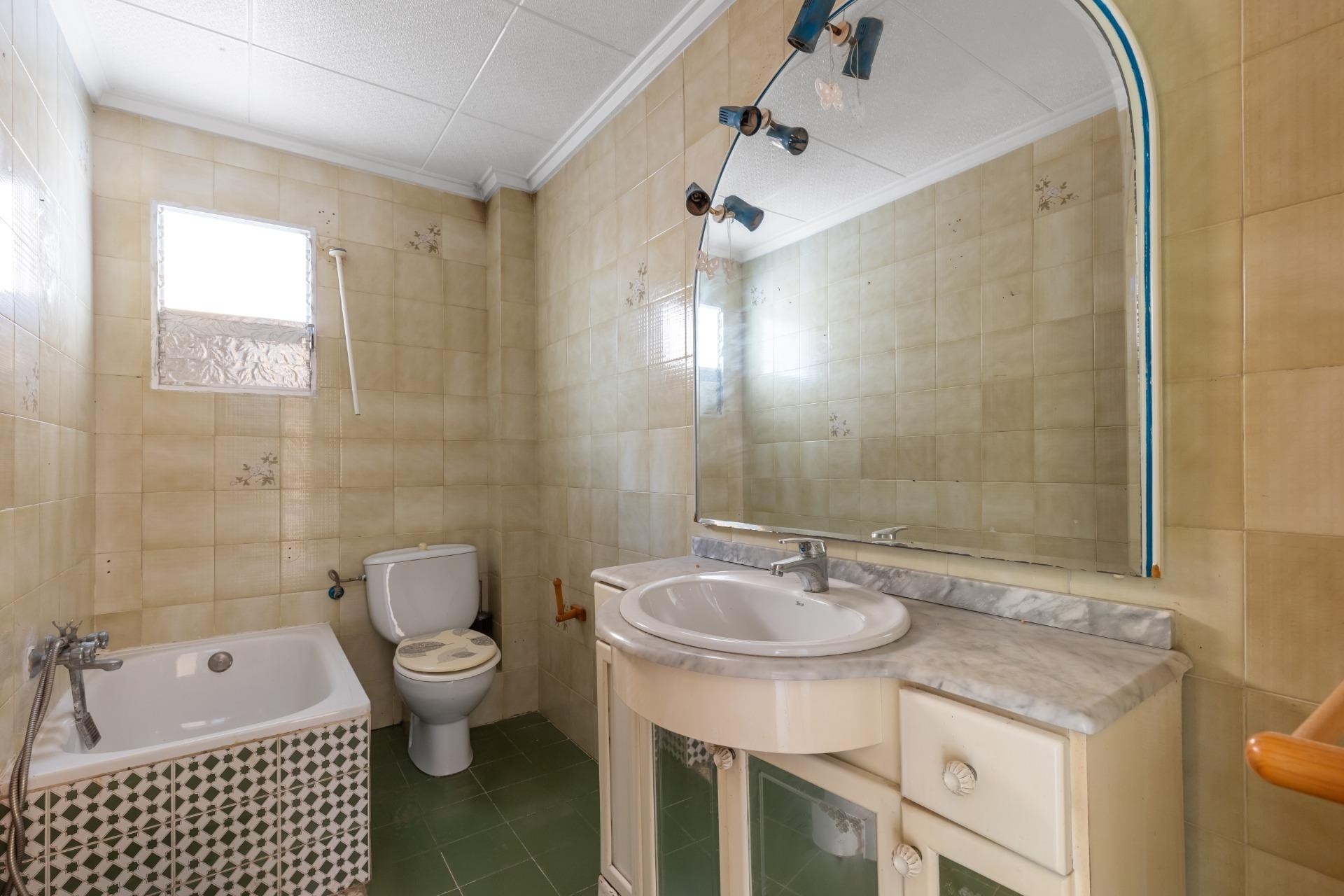 Resale - Wohnung / Apartment -
Torrevieja - Habaneras
