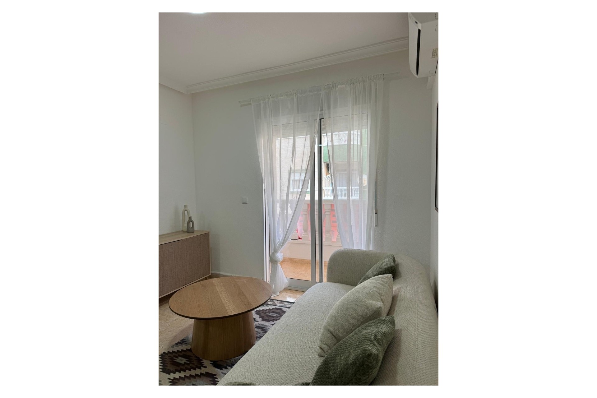 Resale - Wohnung / Apartment -
Torrevieja - LA LOMA