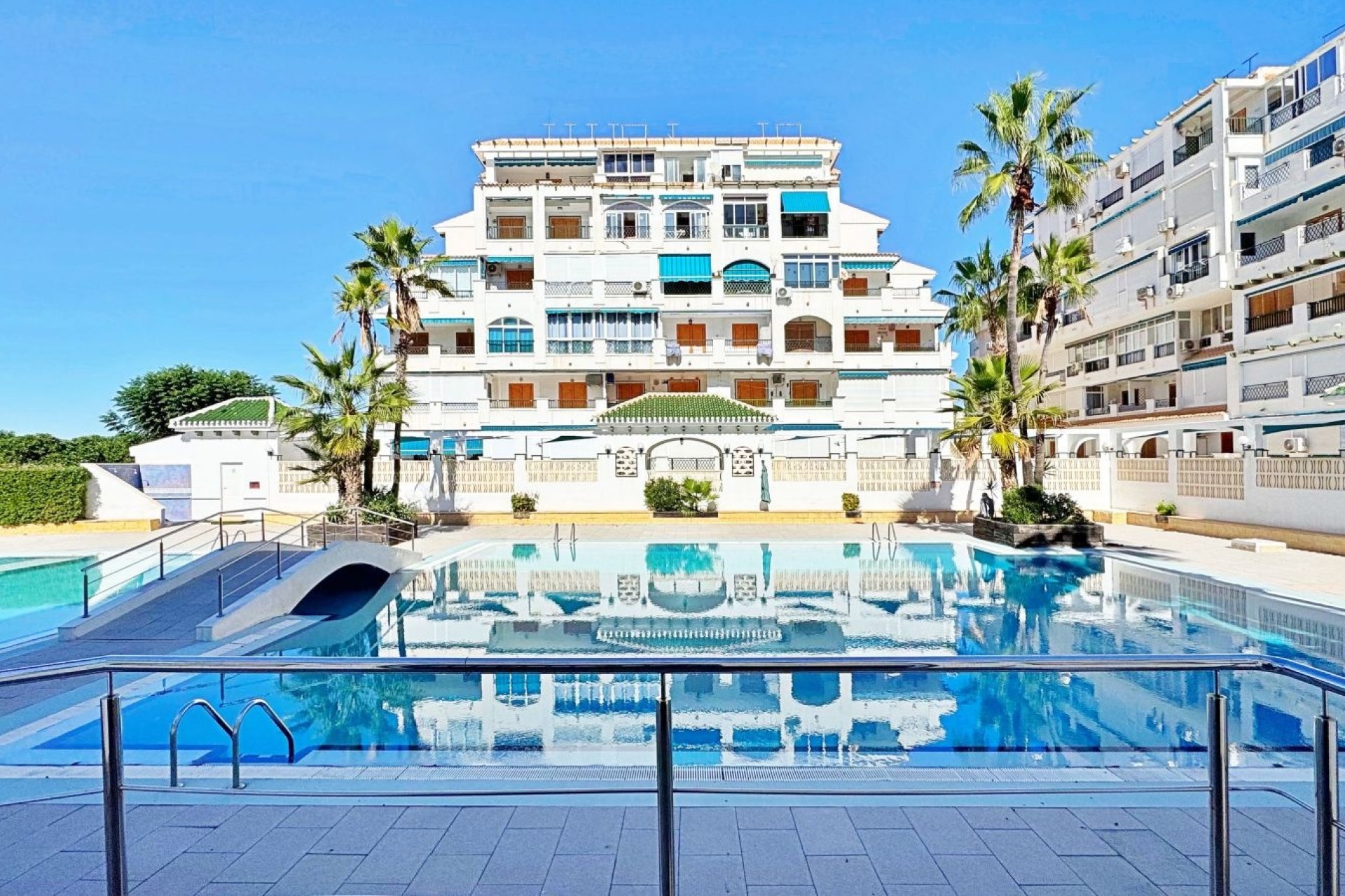 Resale - Wohnung / Apartment -
Torrevieja - La Mata