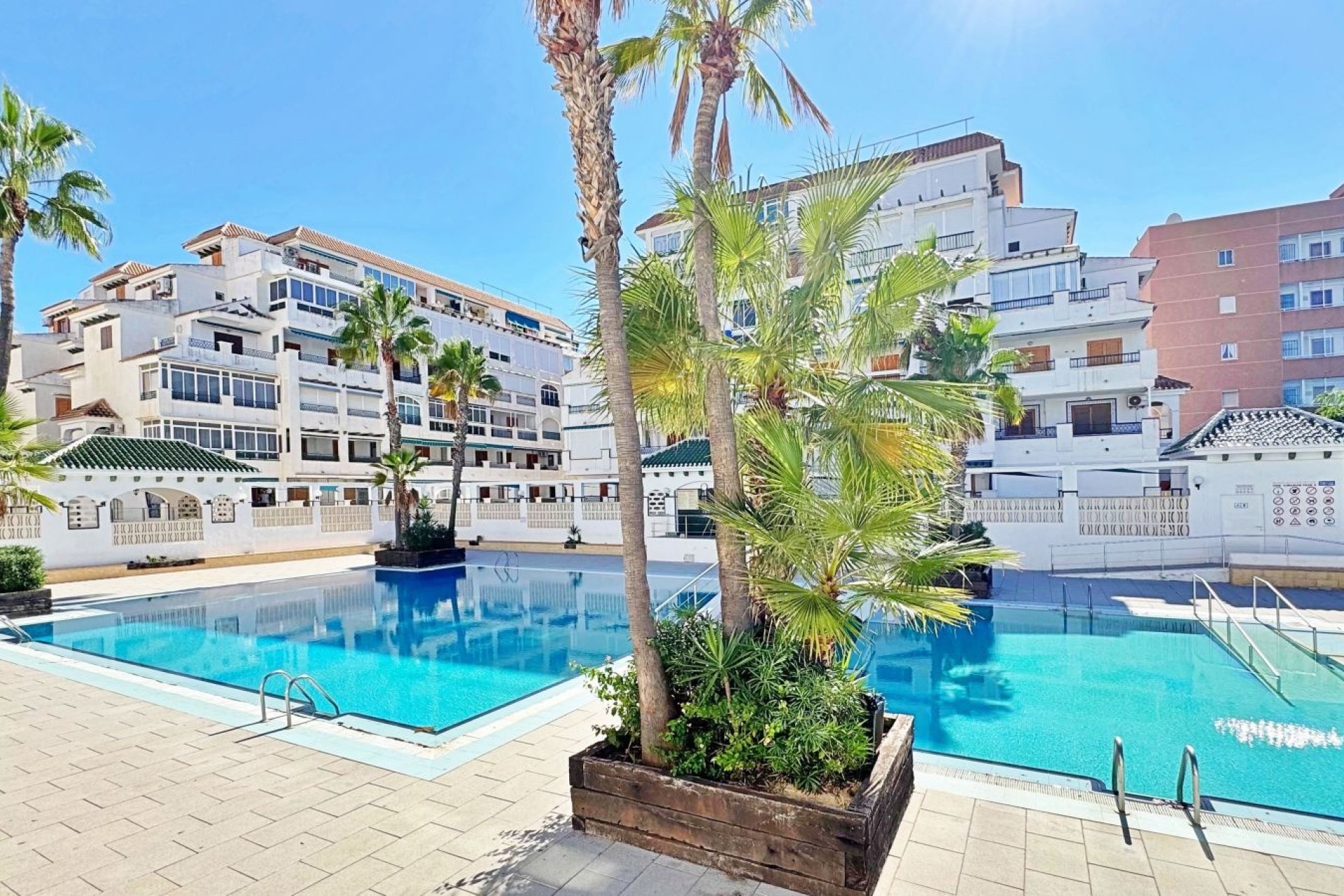 Resale - Wohnung / Apartment -
Torrevieja - La Mata