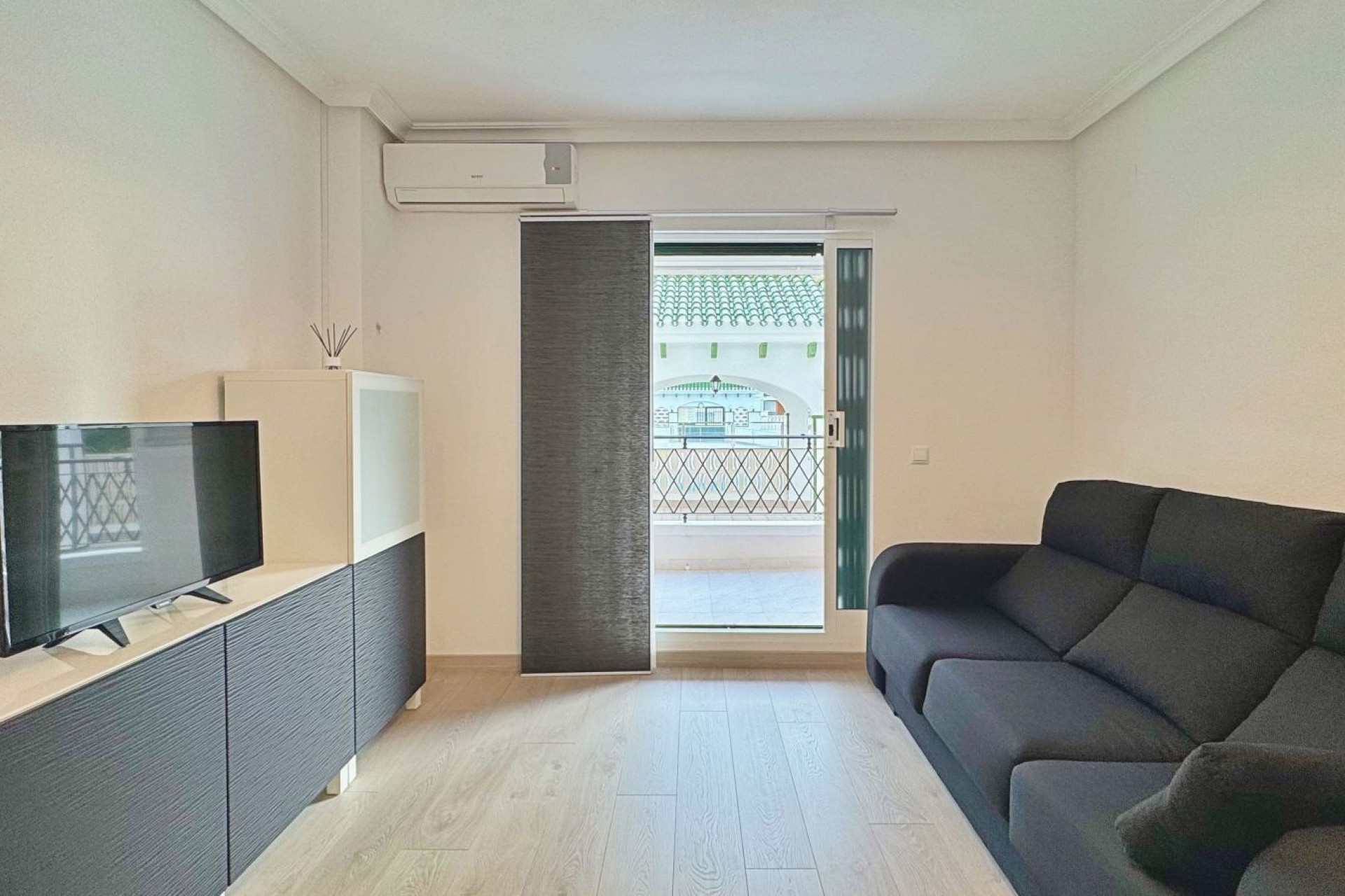 Resale - Wohnung / Apartment -
Torrevieja - La Mata