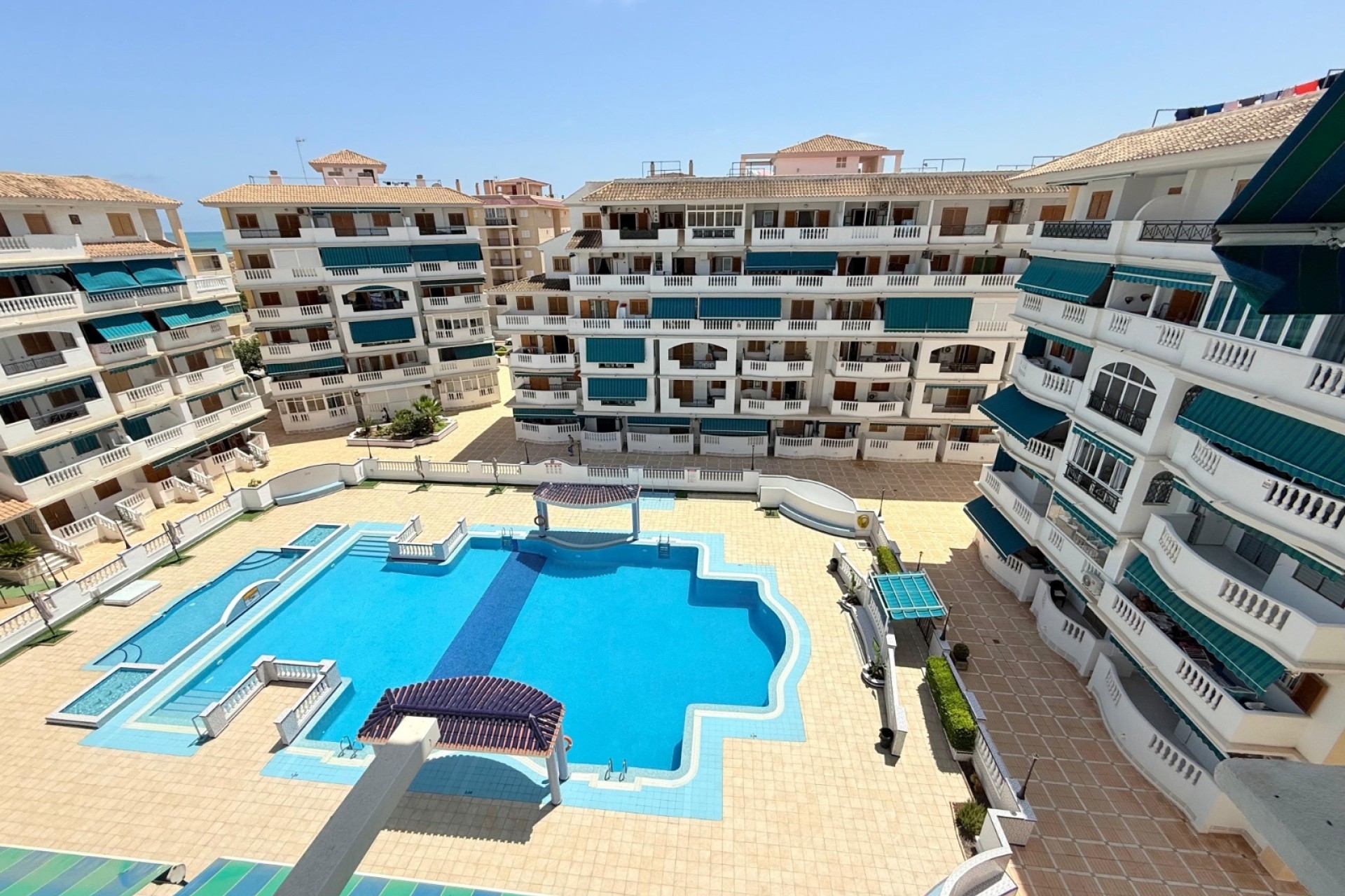 Resale - Wohnung / Apartment -
Torrevieja - La Mata