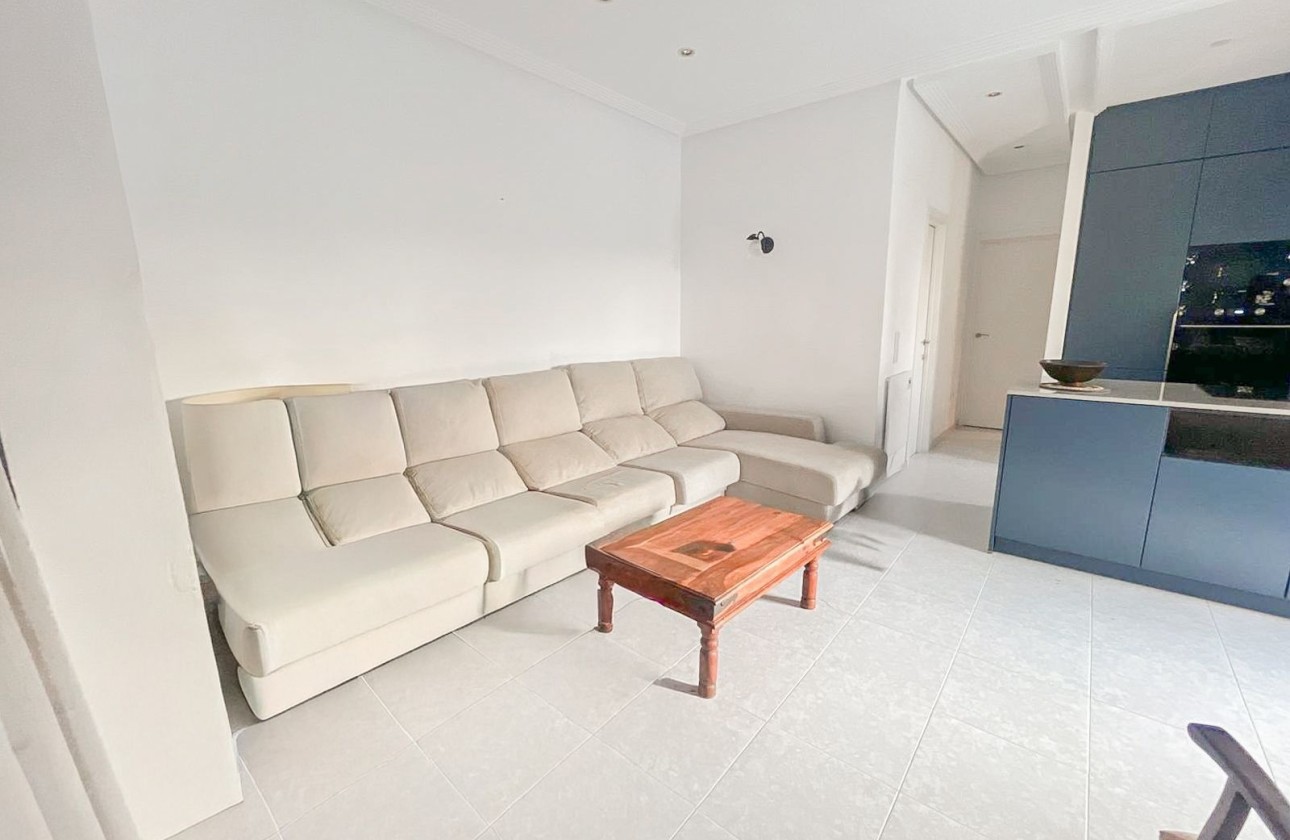Resale - Wohnung / Apartment -
Torrevieja - La Mata
