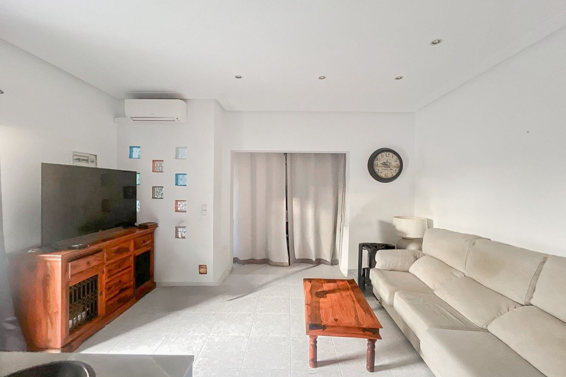 Resale - Wohnung / Apartment -
Torrevieja - La Mata
