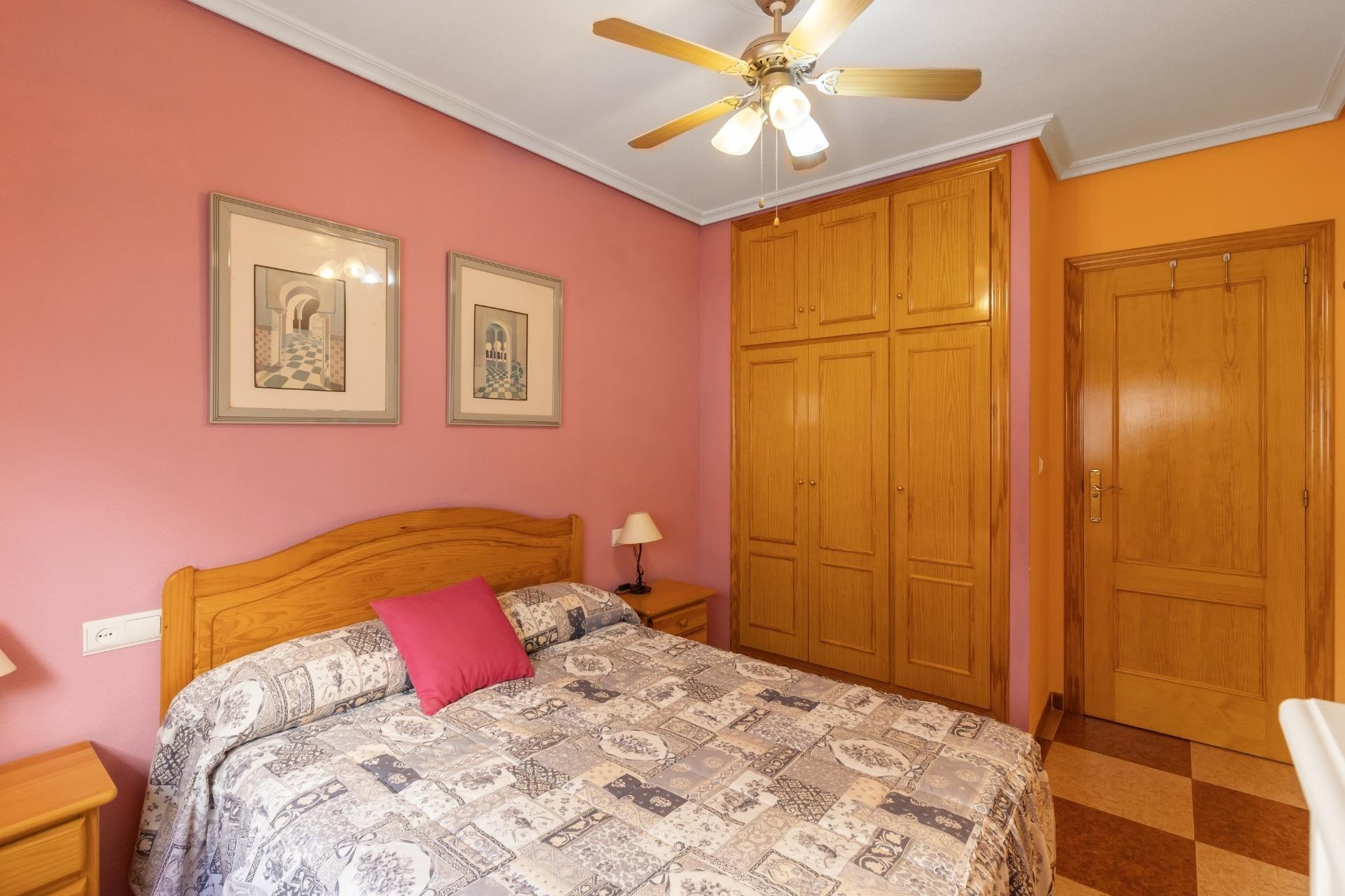 Resale - Wohnung / Apartment -
Torrevieja - La Mata