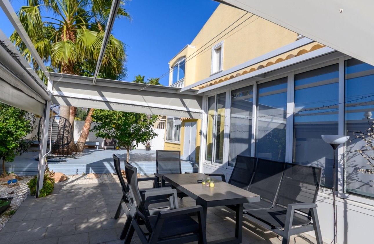 Resale - Wohnung / Apartment -
Torrevieja - La Mata