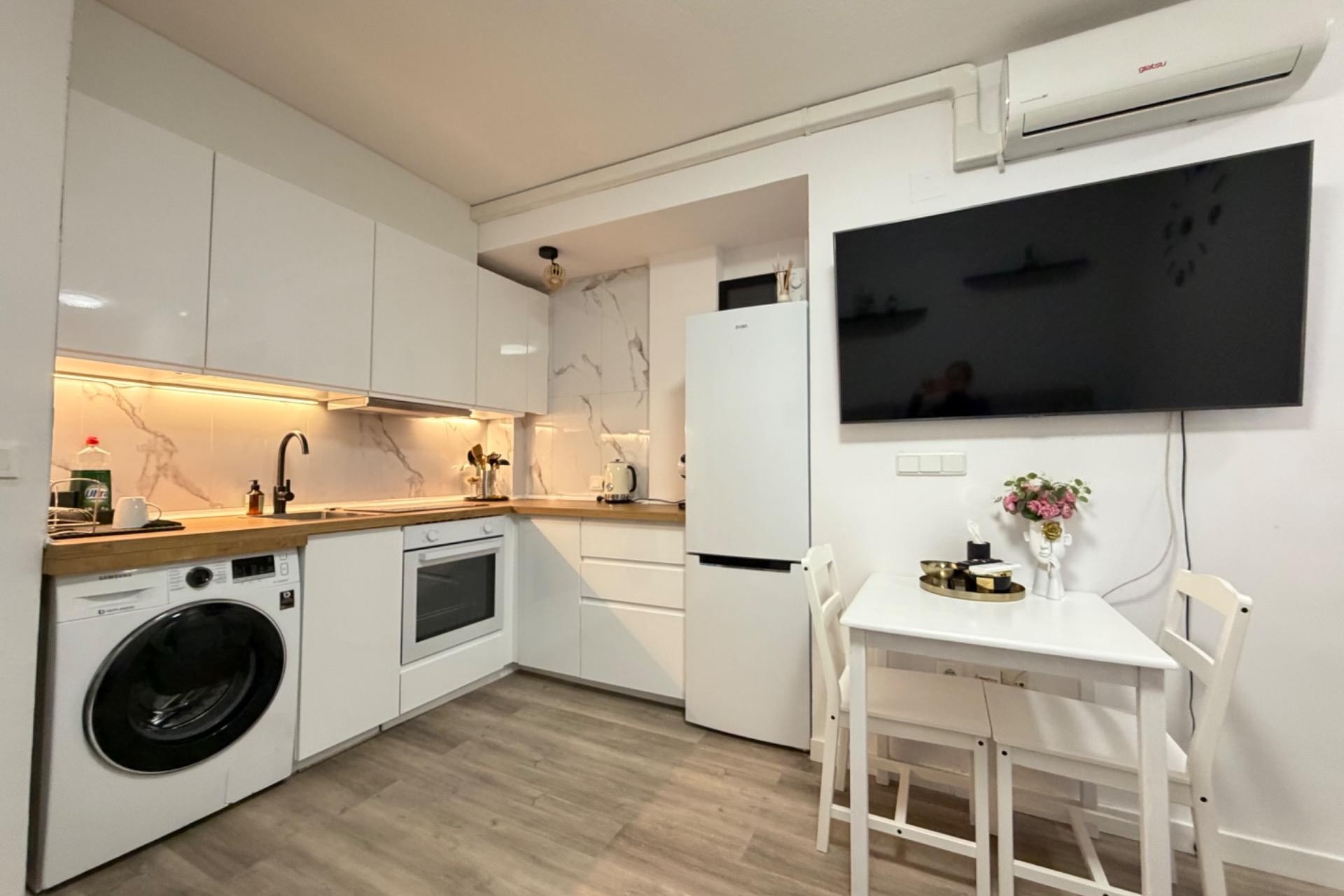 Resale - Wohnung / Apartment -
Torrevieja - La Mata