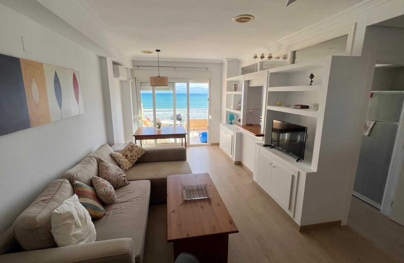 Resale - Wohnung / Apartment -
Torrevieja - La Mata