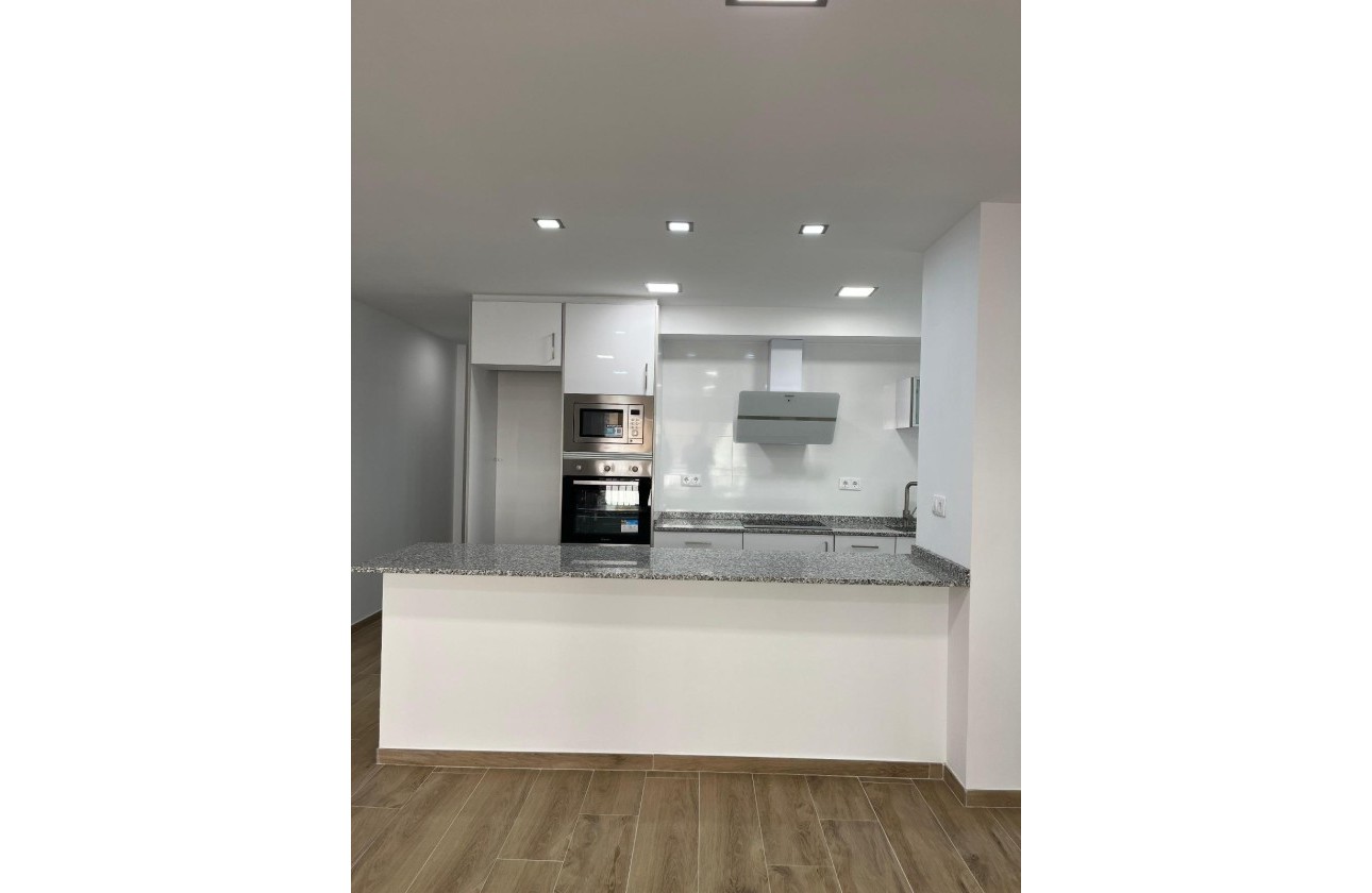 Resale - Wohnung / Apartment -
Torrevieja - La Mata