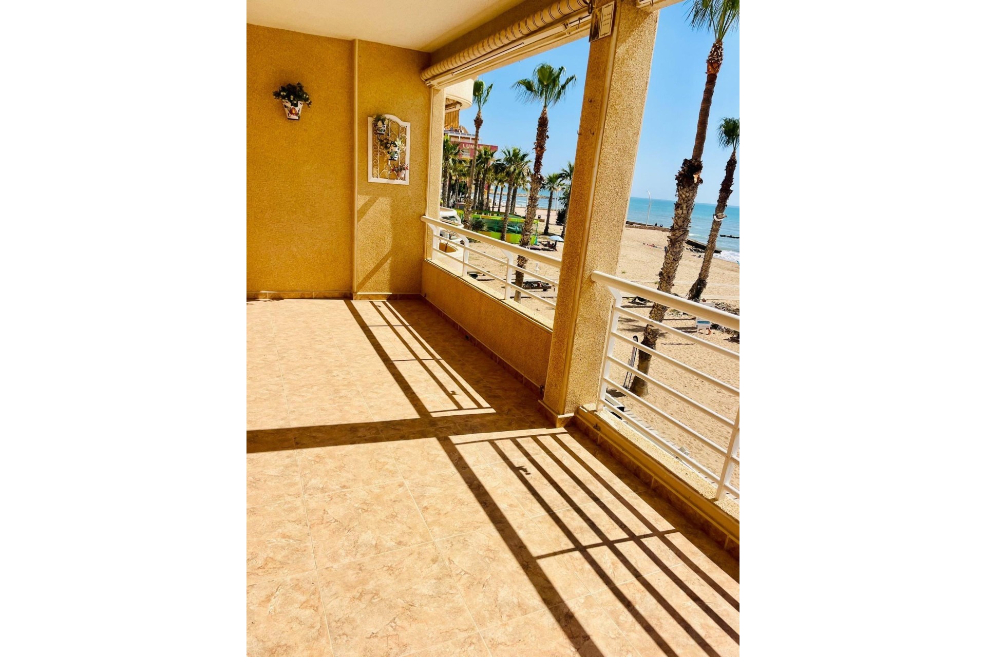 Resale - Wohnung / Apartment -
Torrevieja - La Mata