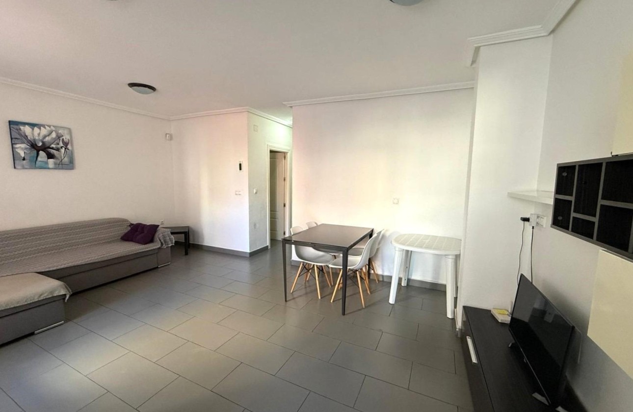 Resale - Wohnung / Apartment -
Torrevieja - Las Piscinas Naturales