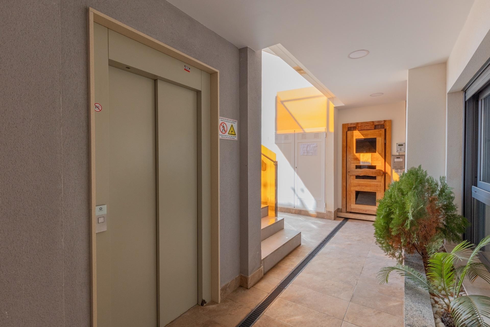 Resale - Wohnung / Apartment -
Torrevieja - Los Frutales