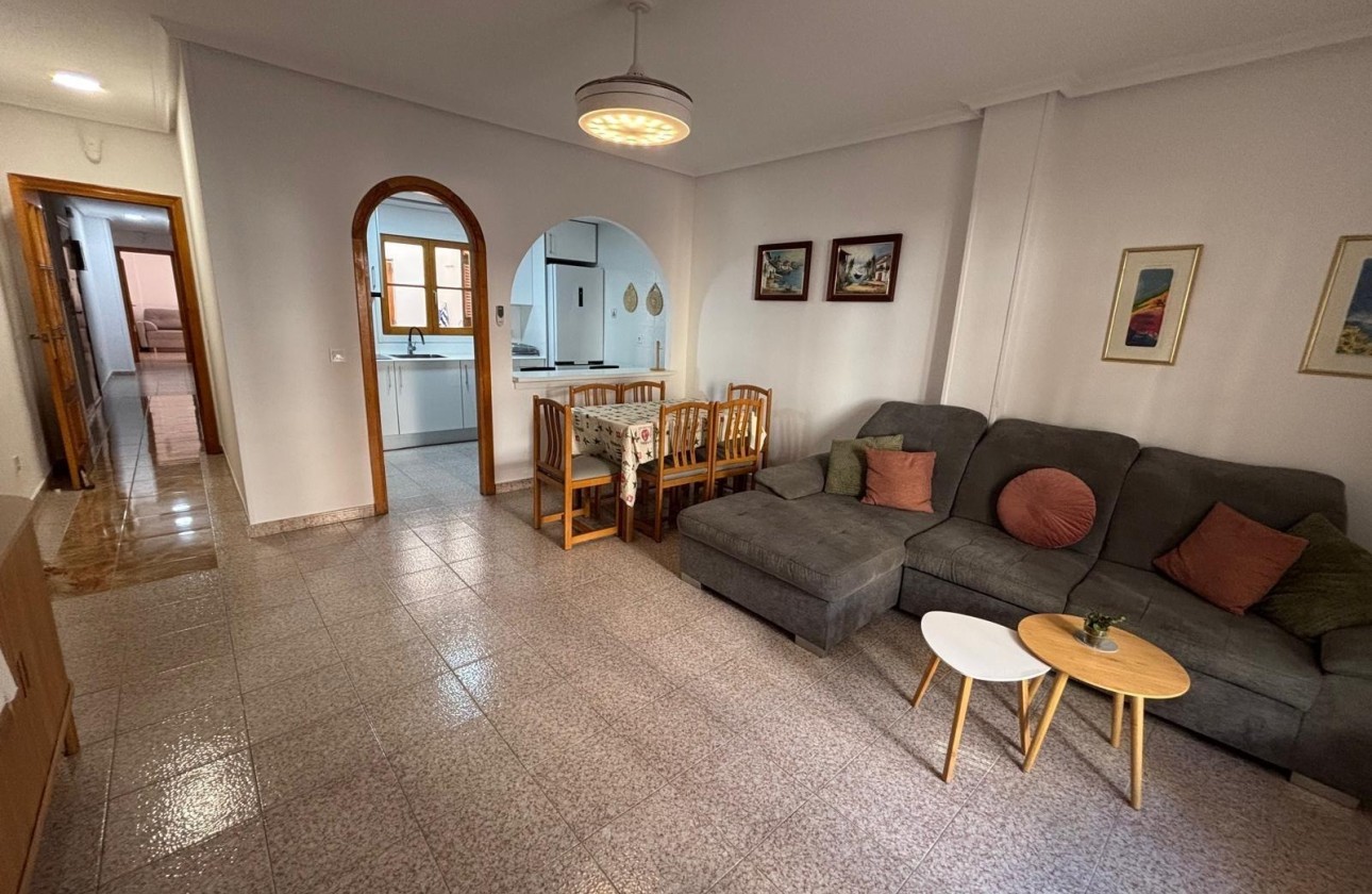 Resale - Wohnung / Apartment -
Torrevieja - Los Frutales