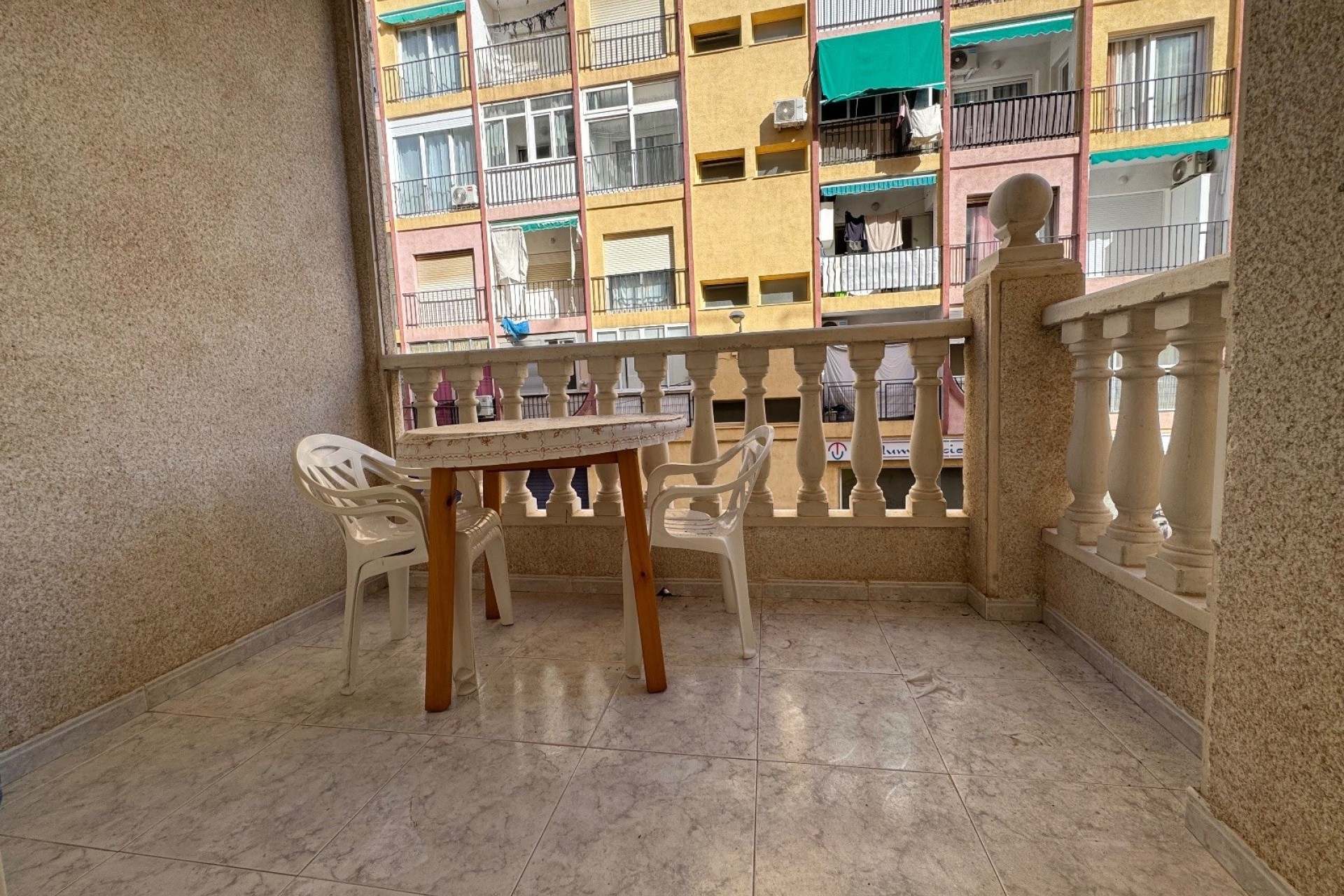 Resale - Wohnung / Apartment -
Torrevieja - Los Locos