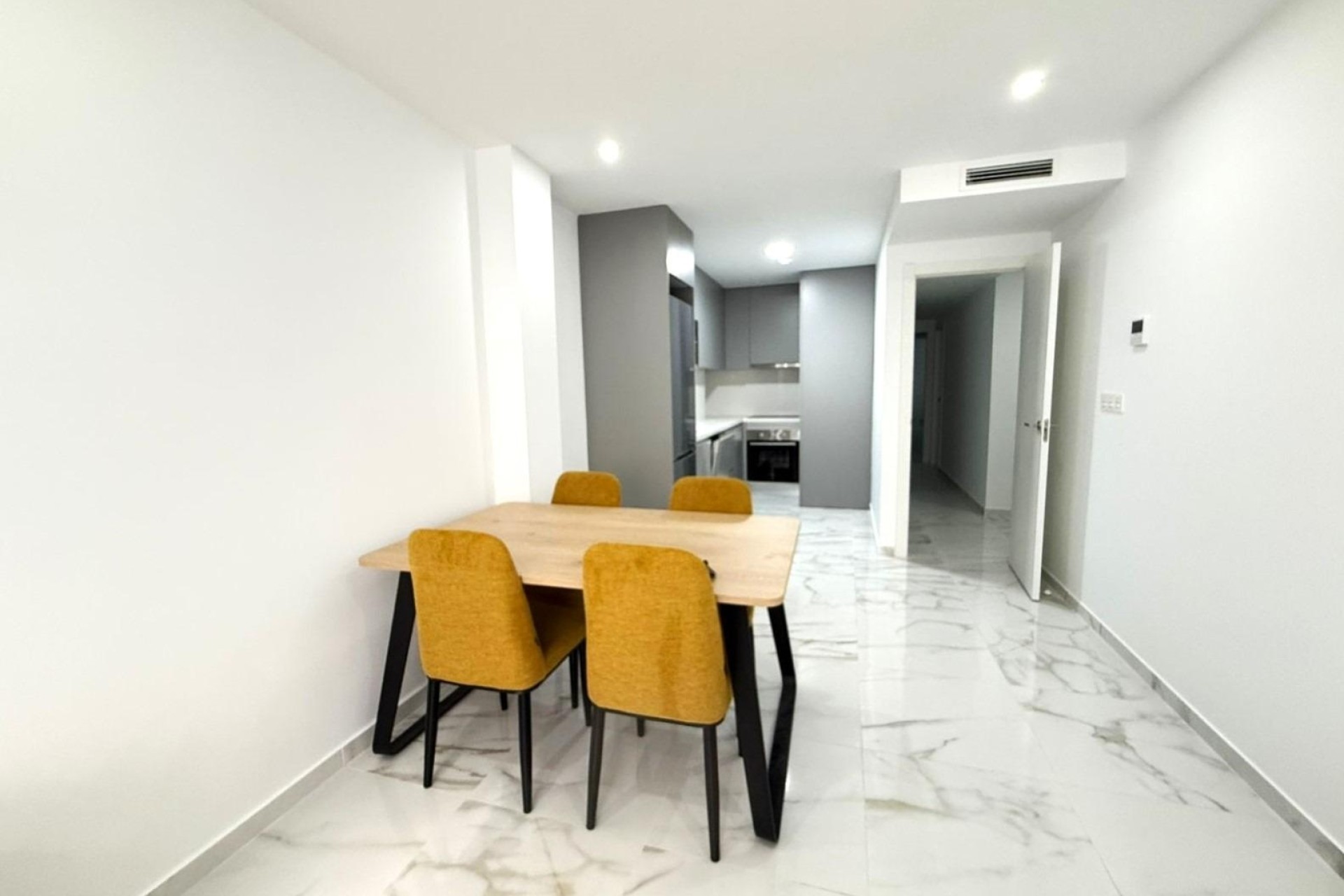 Resale - Wohnung / Apartment -
Torrevieja - Parque de las Naciones