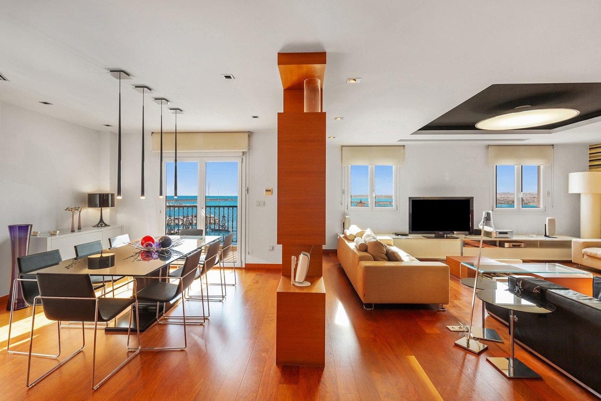 Resale - Wohnung / Apartment -
Torrevieja - Paseo maritimo