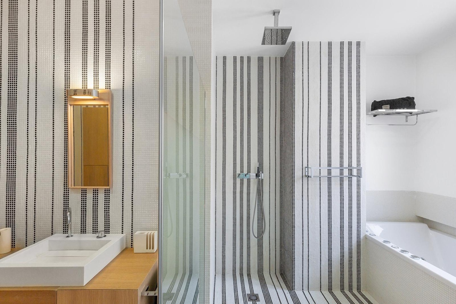 Resale - Wohnung / Apartment -
Torrevieja - Paseo maritimo