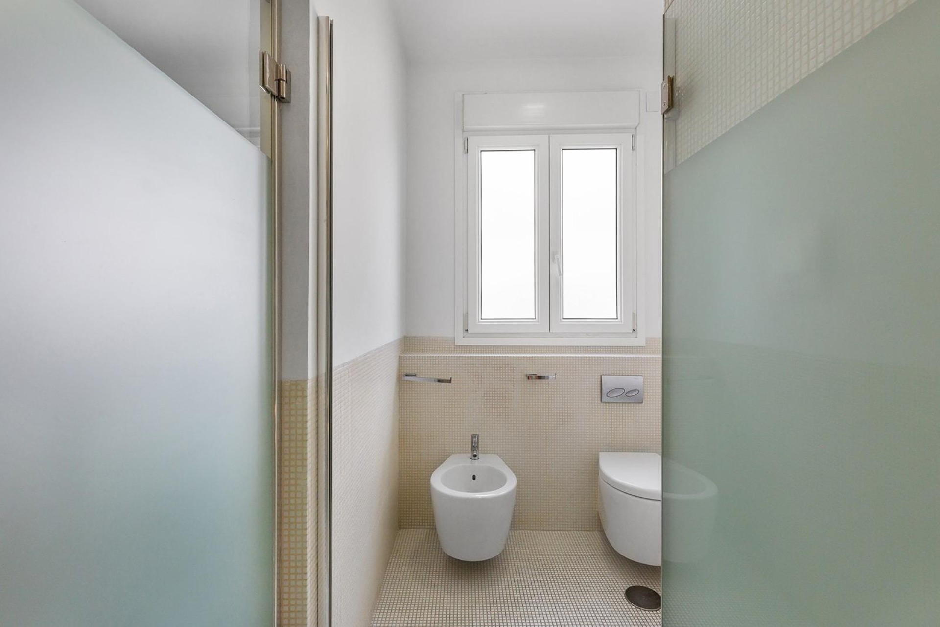 Resale - Wohnung / Apartment -
Torrevieja - Paseo maritimo