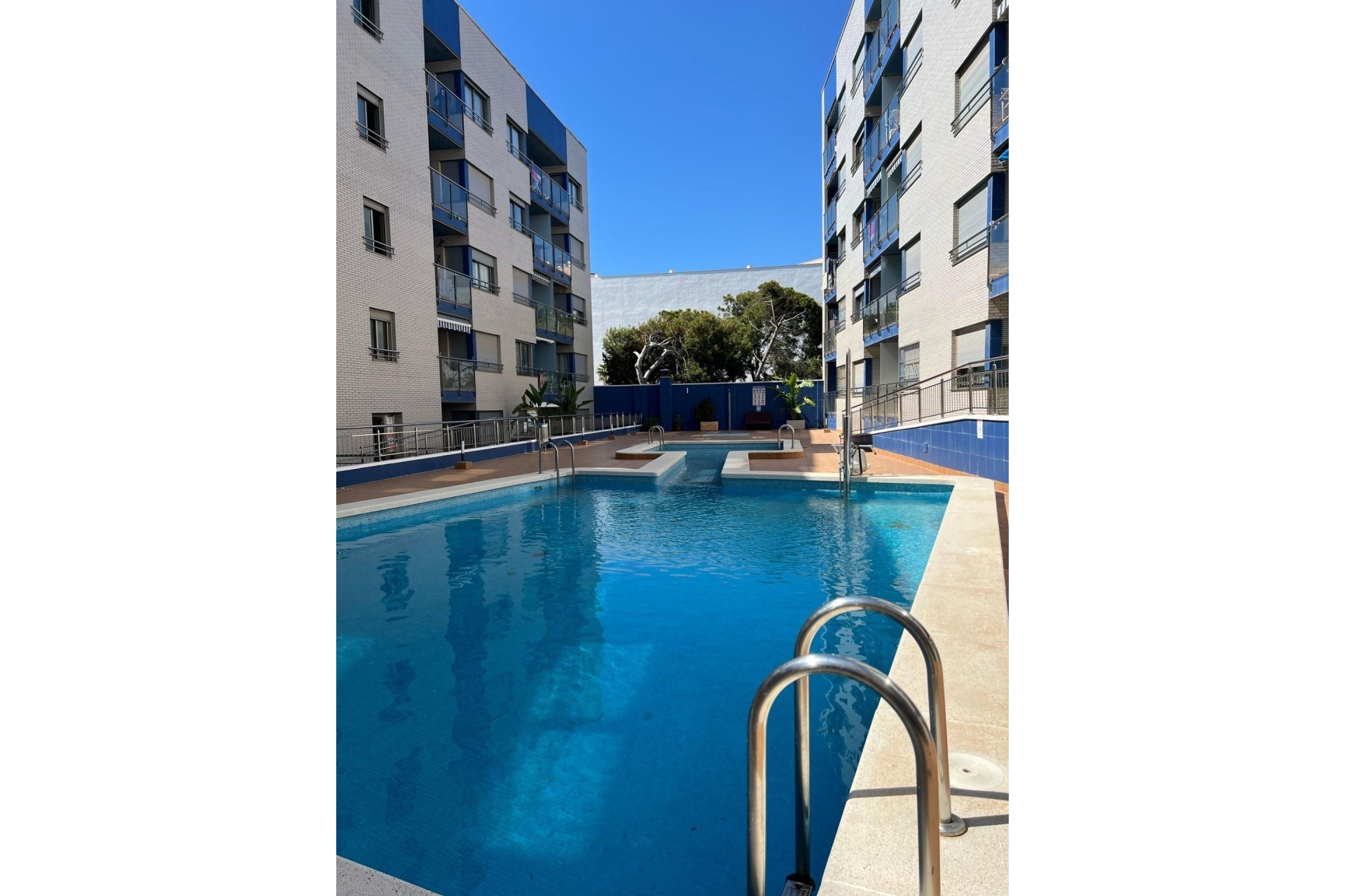 Resale - Wohnung / Apartment -
Torrevieja - Playa de los Locos