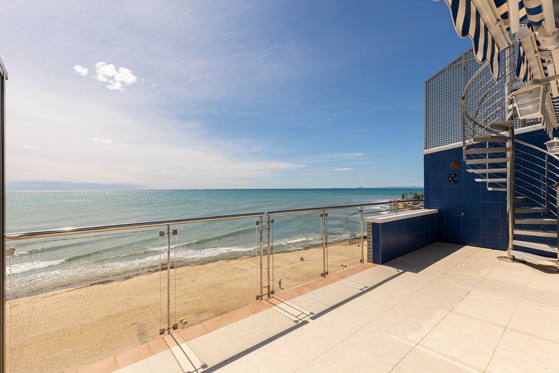 Resale - Wohnung / Apartment -
Torrevieja - Playa de los Locos
