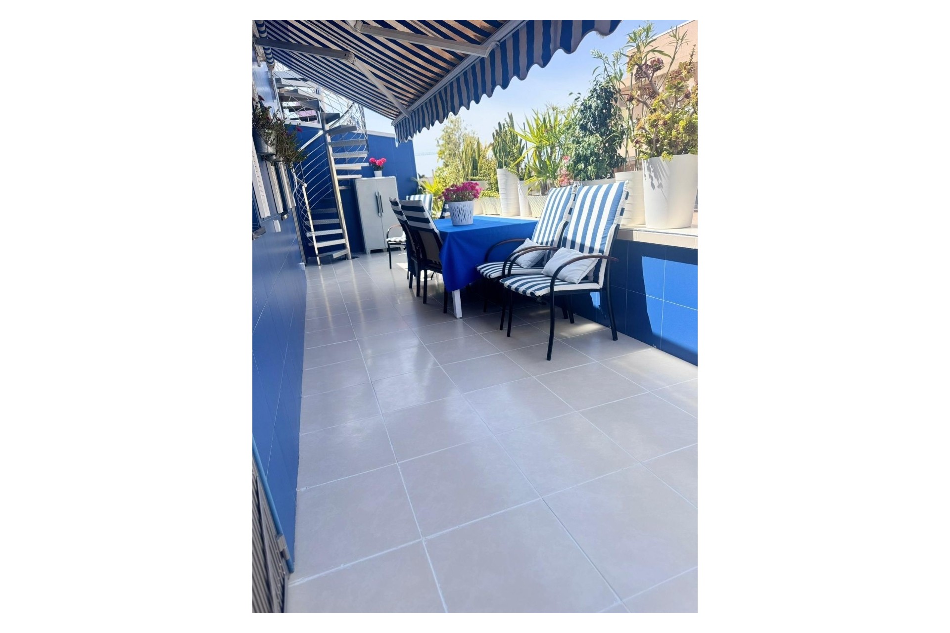 Resale - Wohnung / Apartment -
Torrevieja - Playa de los Locos