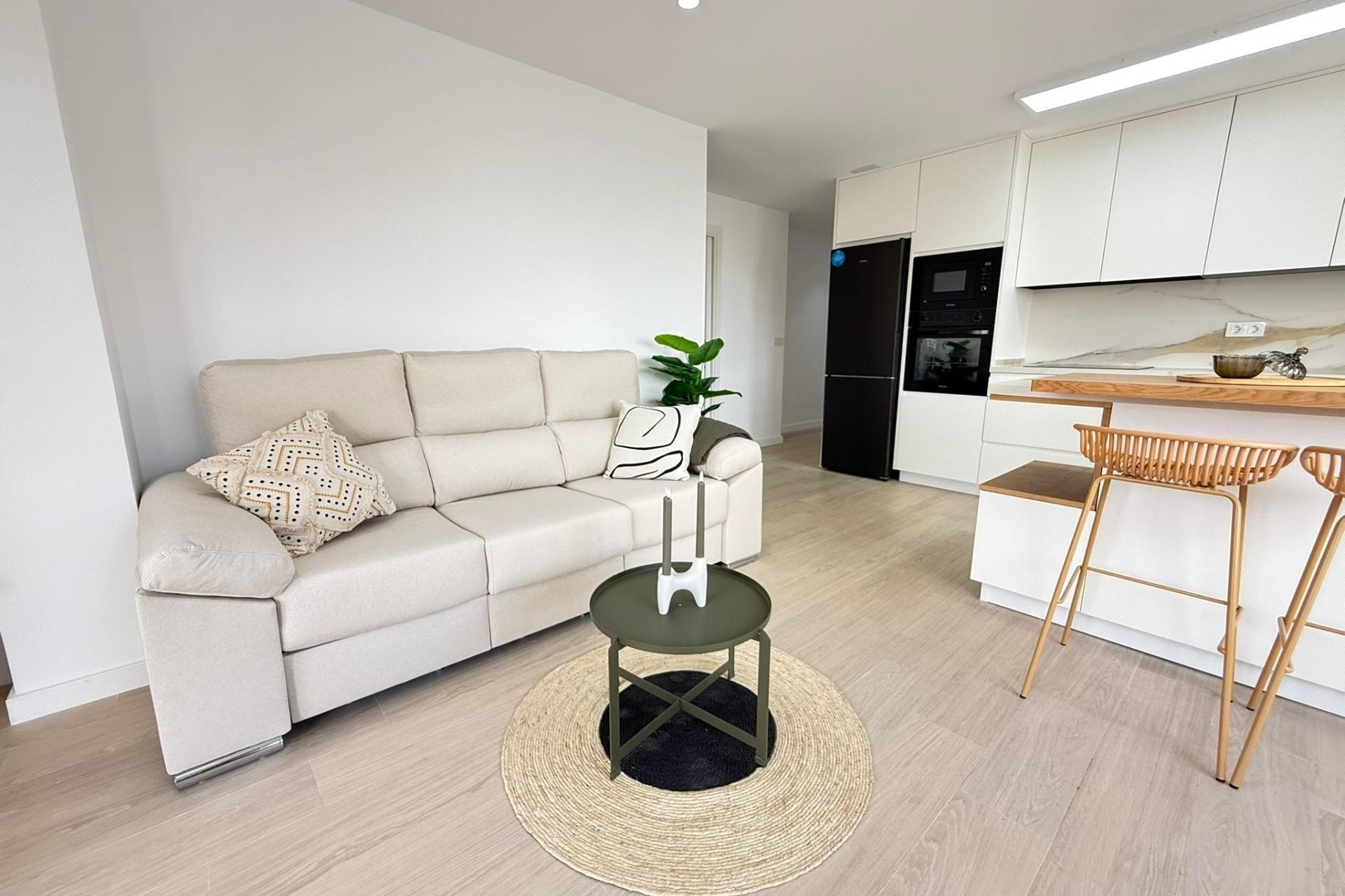 Resale - Wohnung / Apartment -
Torrevieja - Playa de los Naufragos