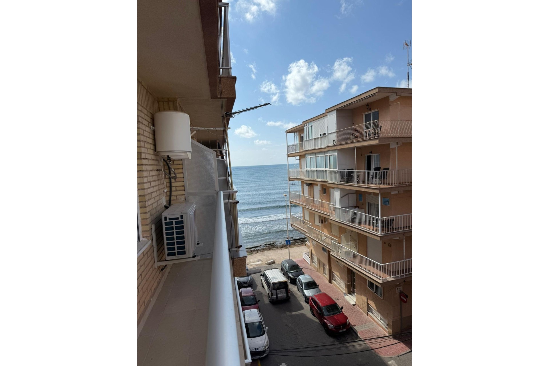 Resale - Wohnung / Apartment -
Torrevieja - Playa de los Naufragos