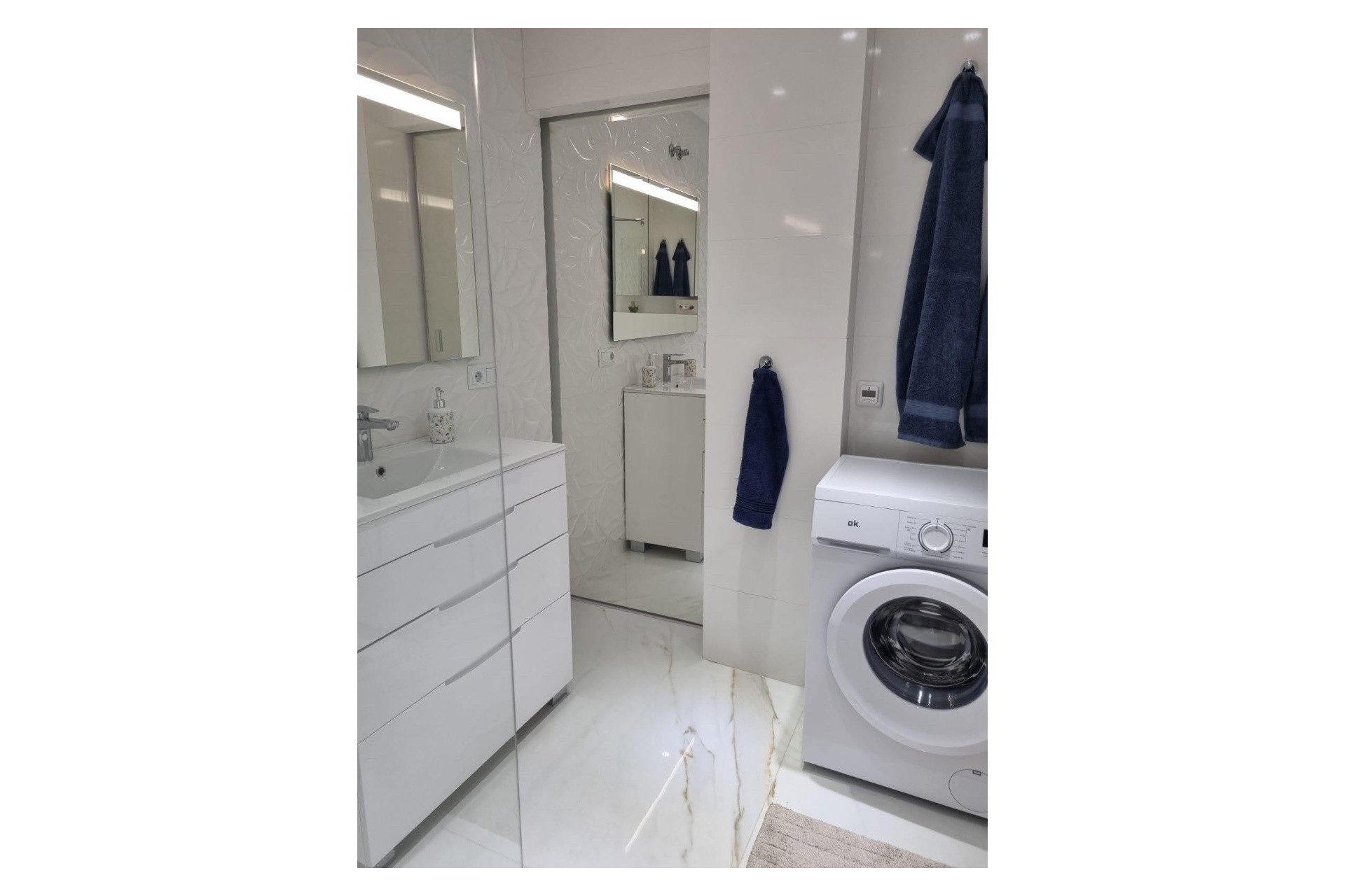 Resale - Wohnung / Apartment -
Torrevieja - Playa de los Naufragos