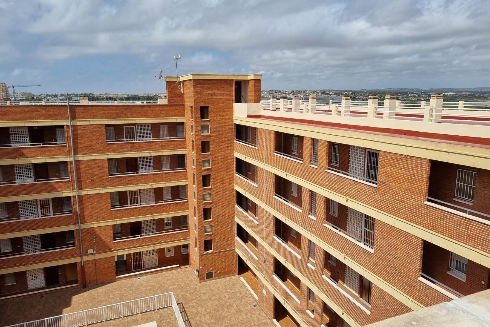 Resale - Wohnung / Apartment -
Torrevieja - Playa de los Naufragos