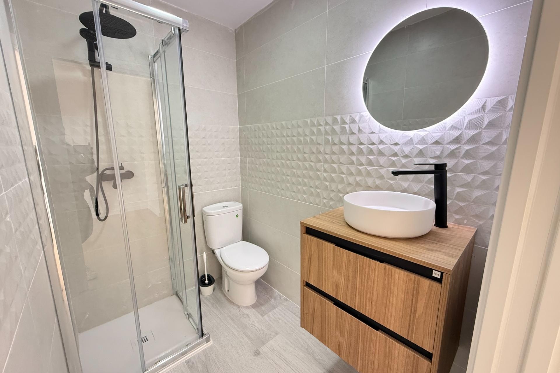 Resale - Wohnung / Apartment -
Torrevieja - Playa de los Naufragos
