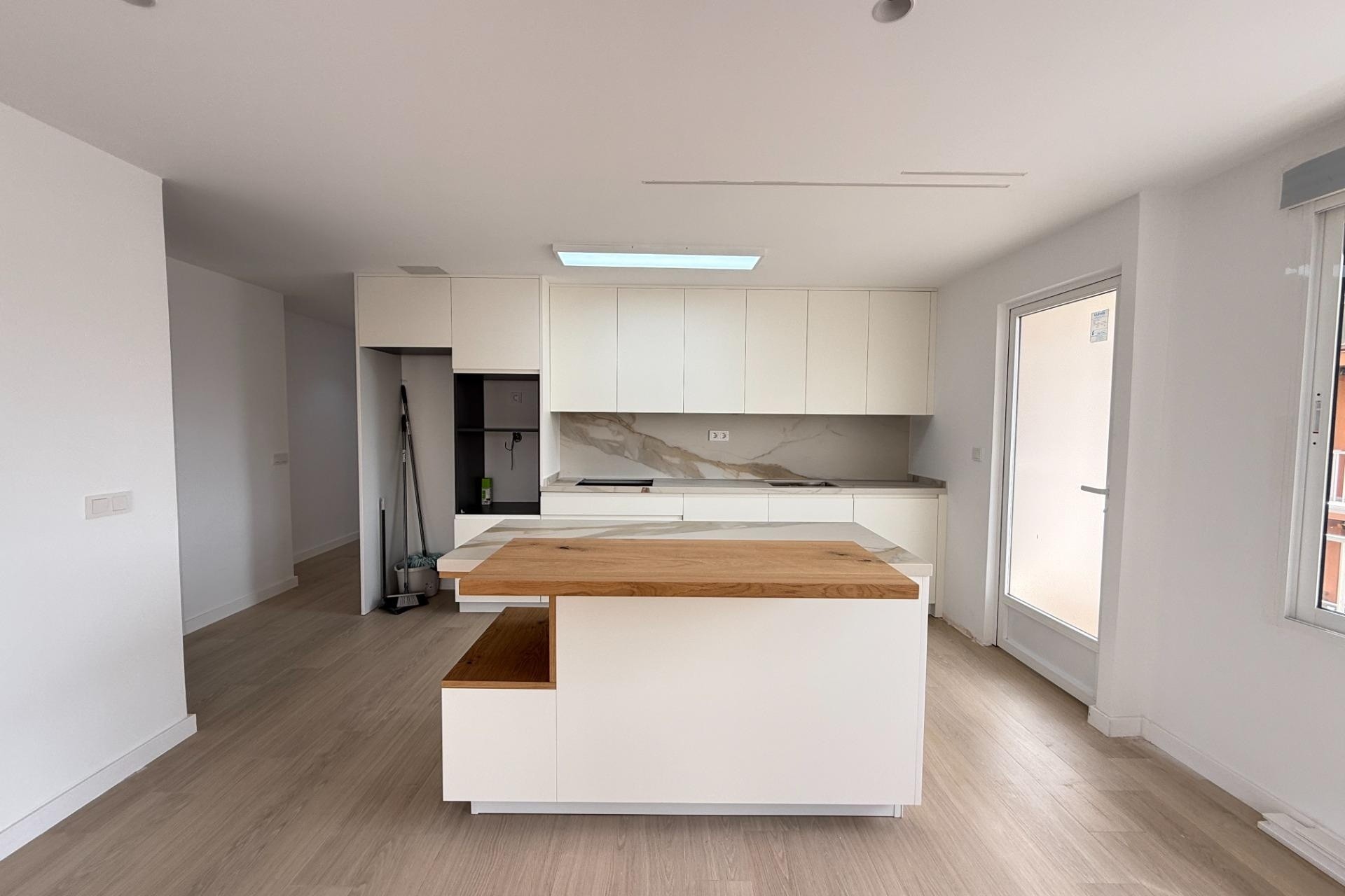Resale - Wohnung / Apartment -
Torrevieja - Playa de los Naufragos