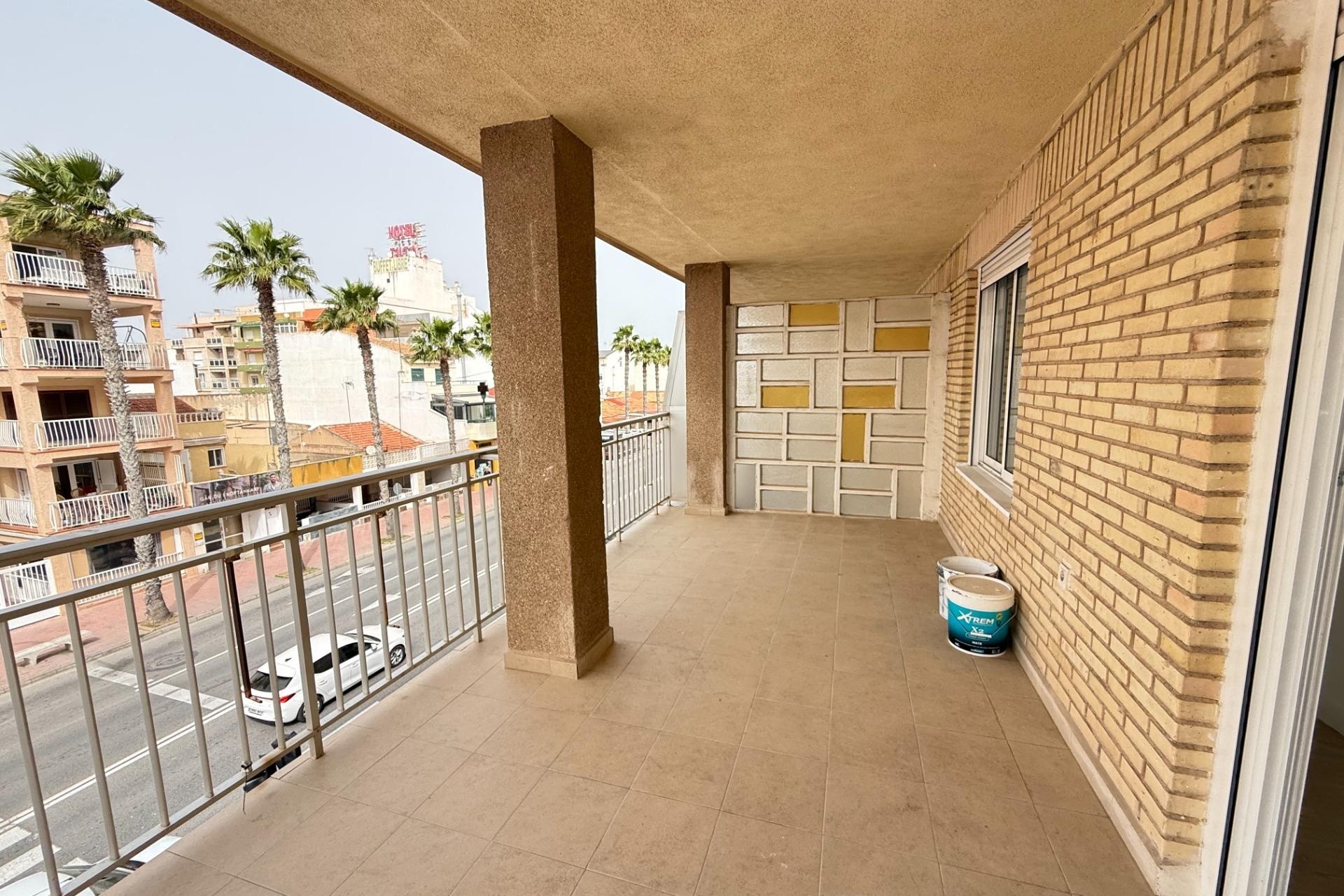 Resale - Wohnung / Apartment -
Torrevieja - Playa de los Naufragos